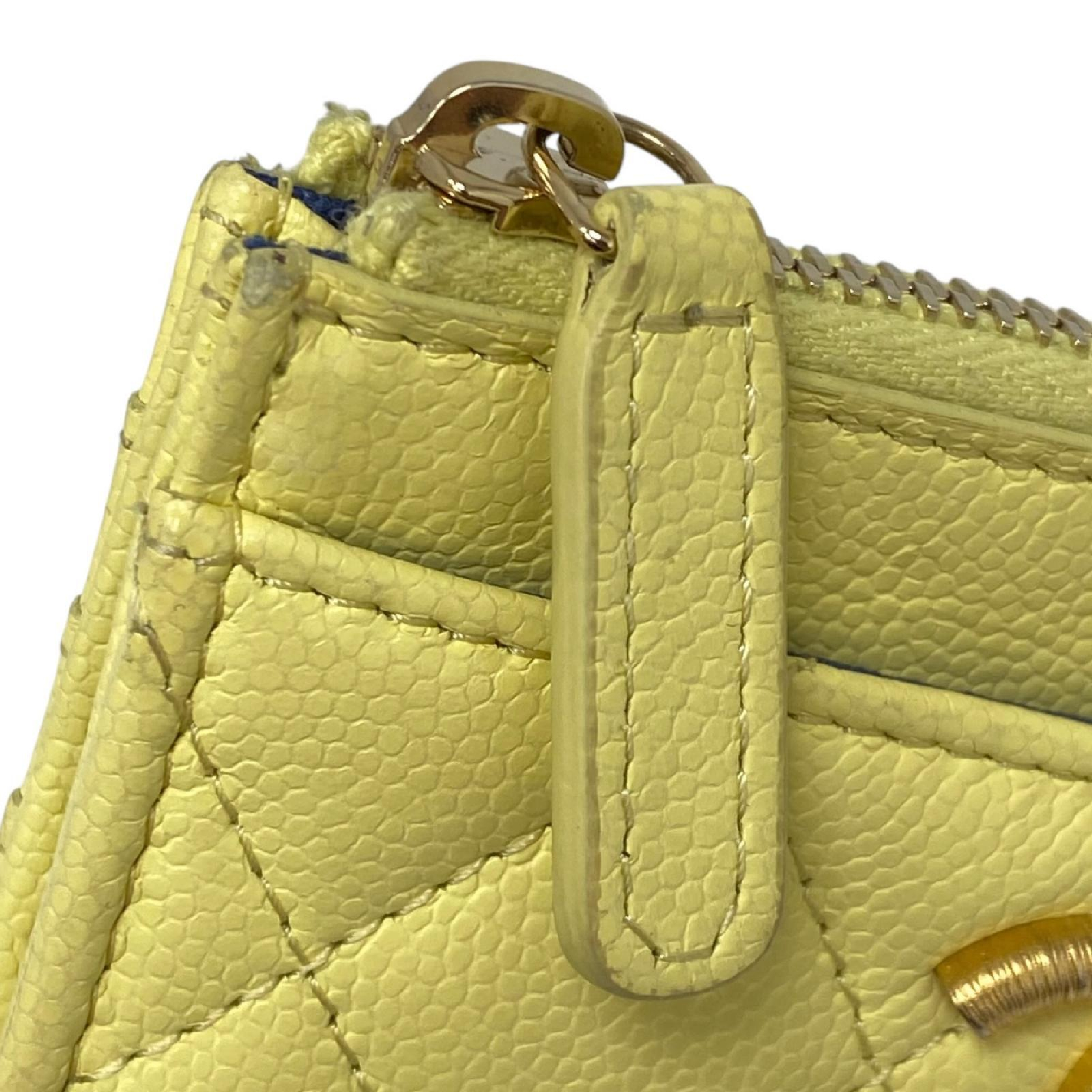【*Shipped from: Hong Kong*】CHANEL Yellow Caviar Skin Card Case — view 10