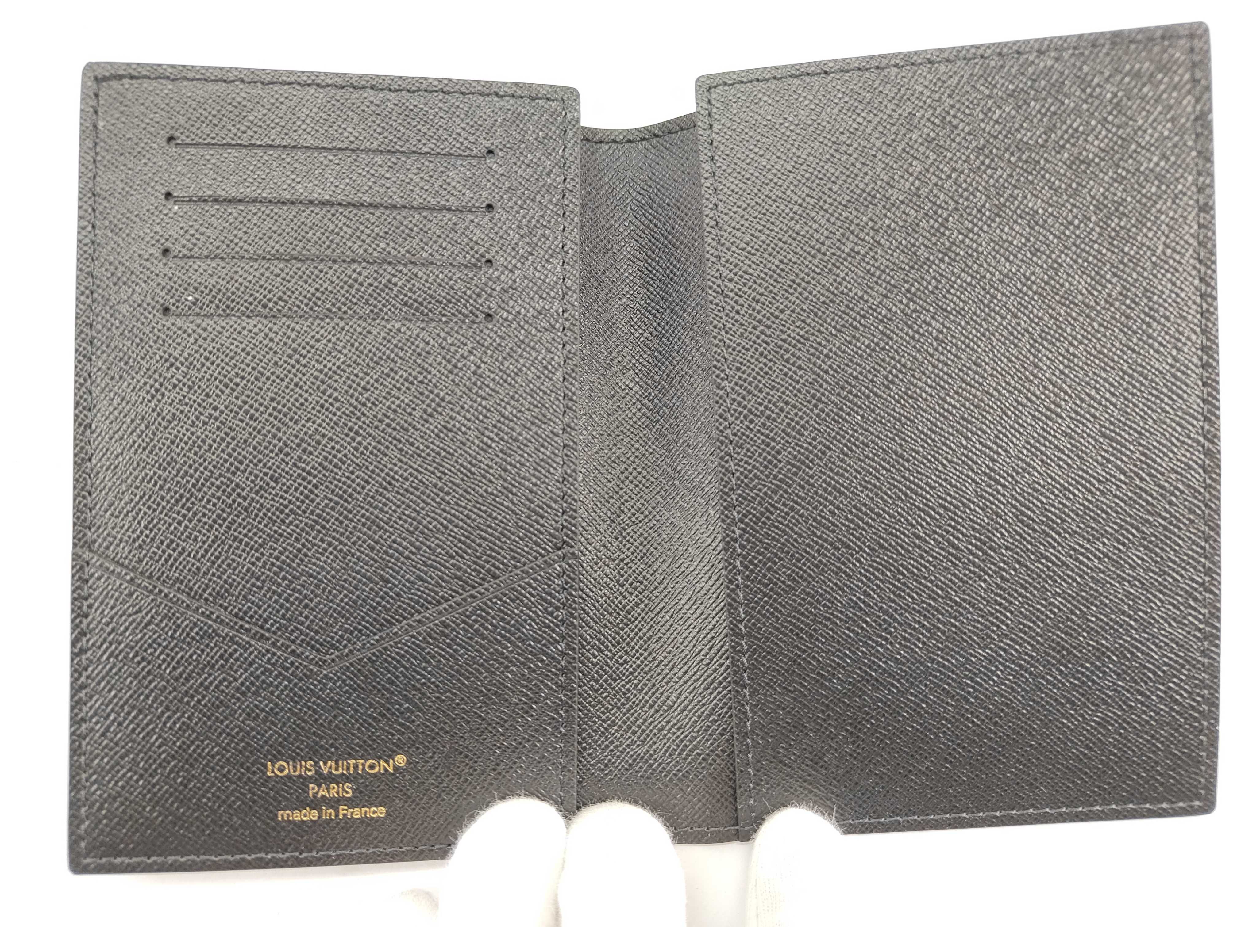 Couverture Passport M26571 Card Case — view 8