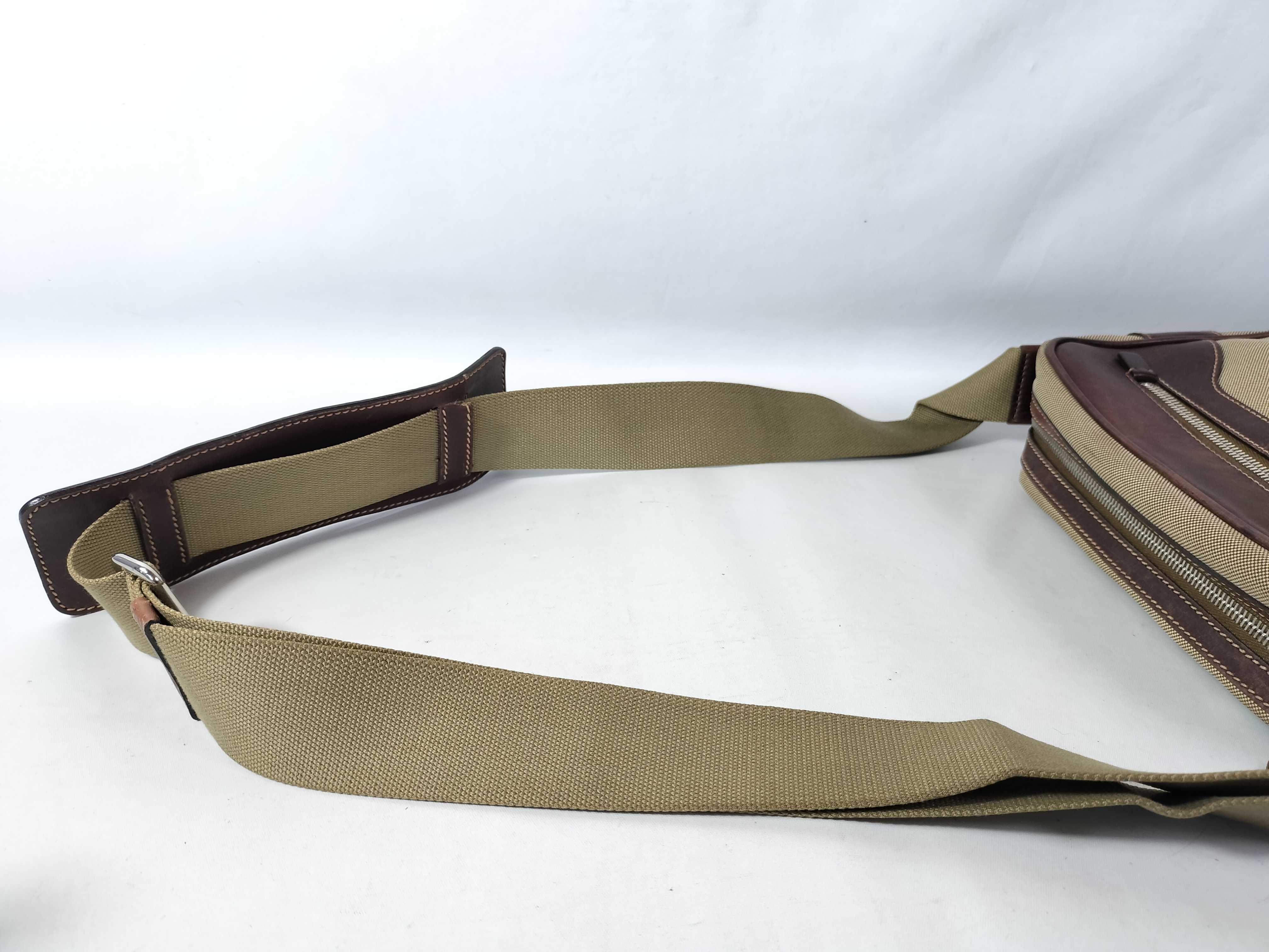 Canvas Leather Shoulder Bag — view 3