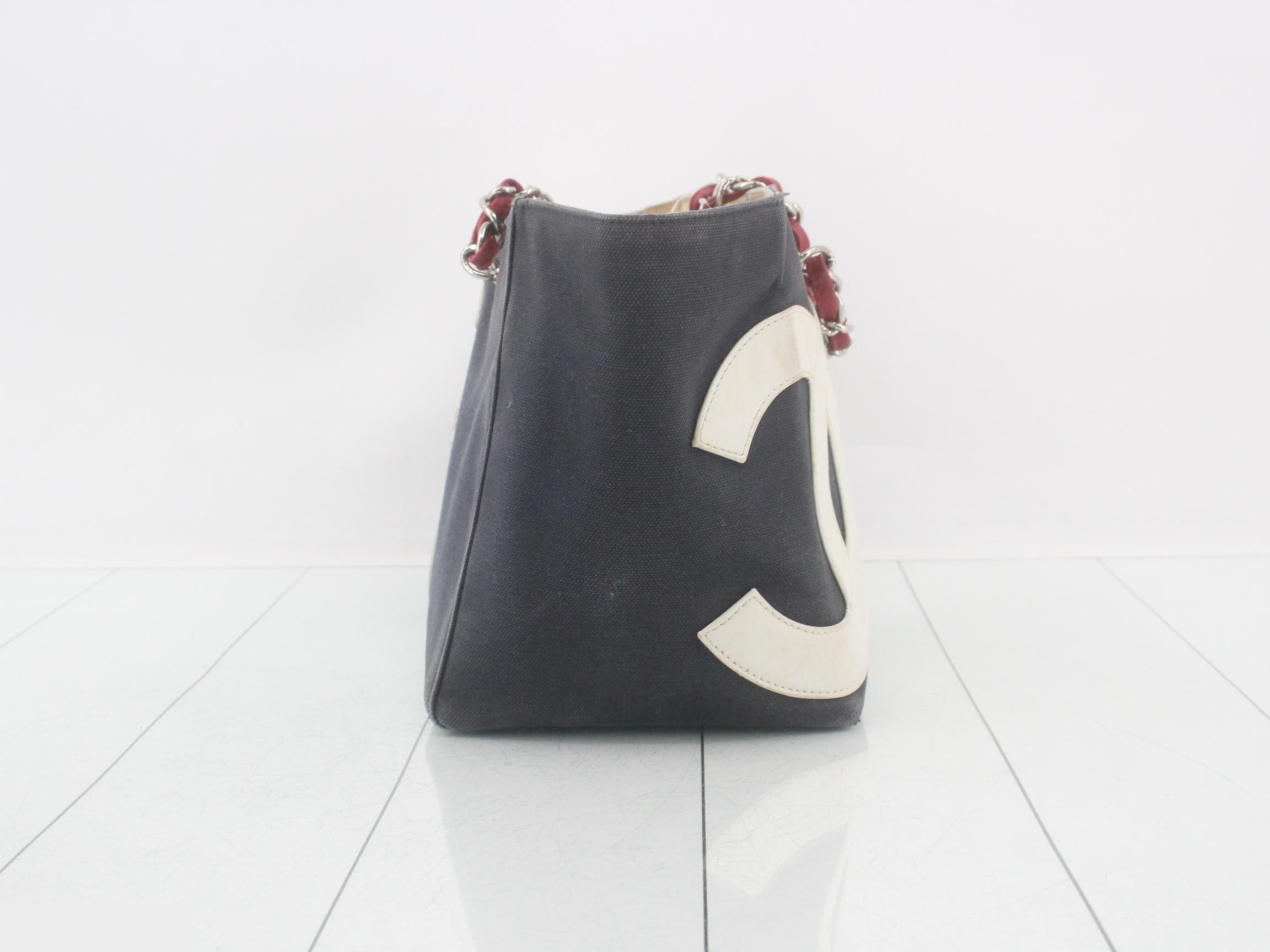 Chocolate Bar No. 5 Chain Tote Bag — view 4