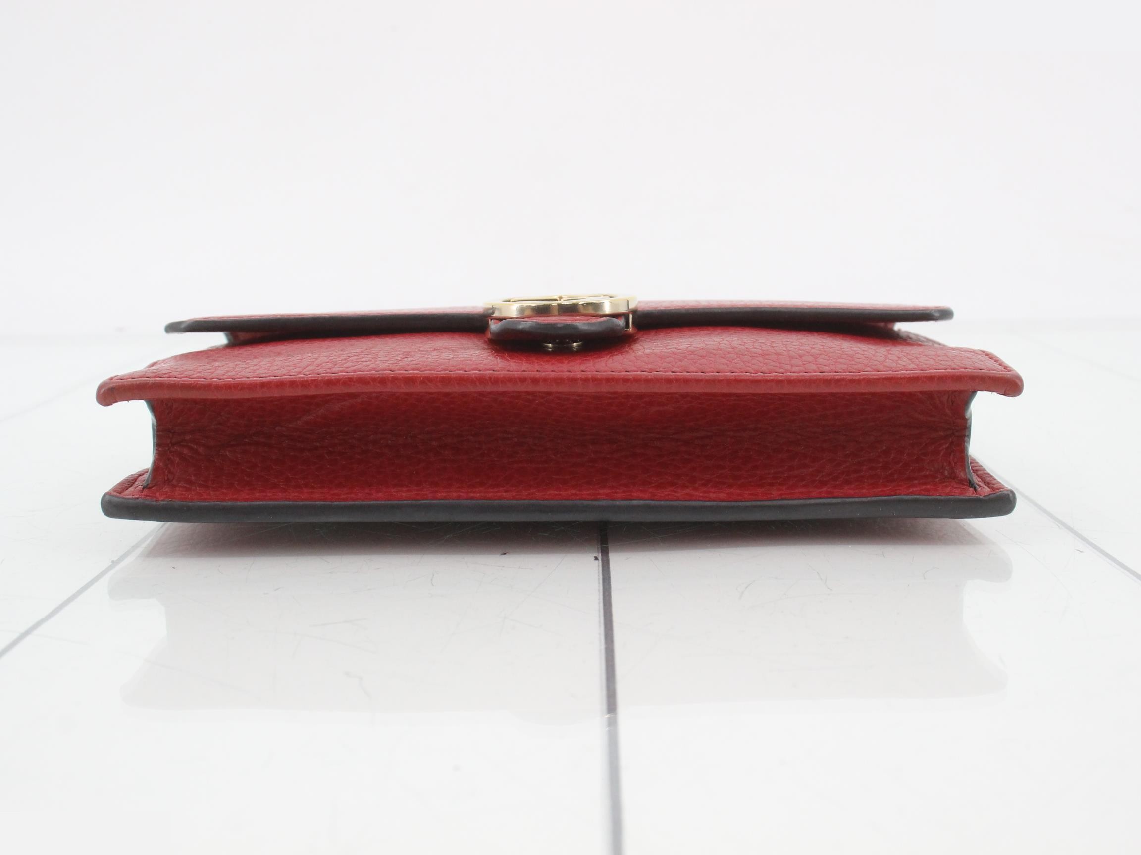 510314 Interlocking G Chain Shoulder Bag — view 3