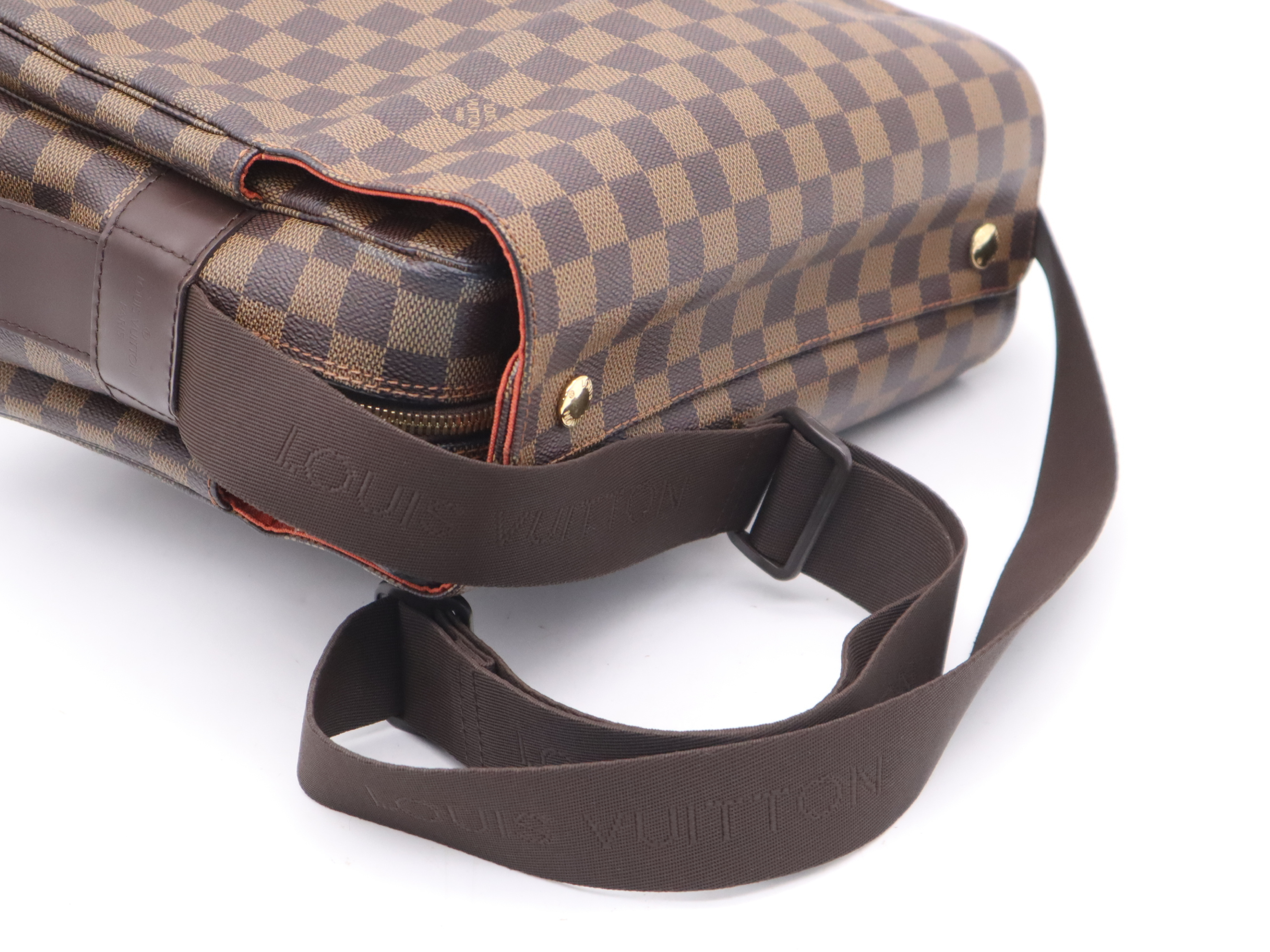 N45255 Damier Naviglio Shoulder Bag — view 6
