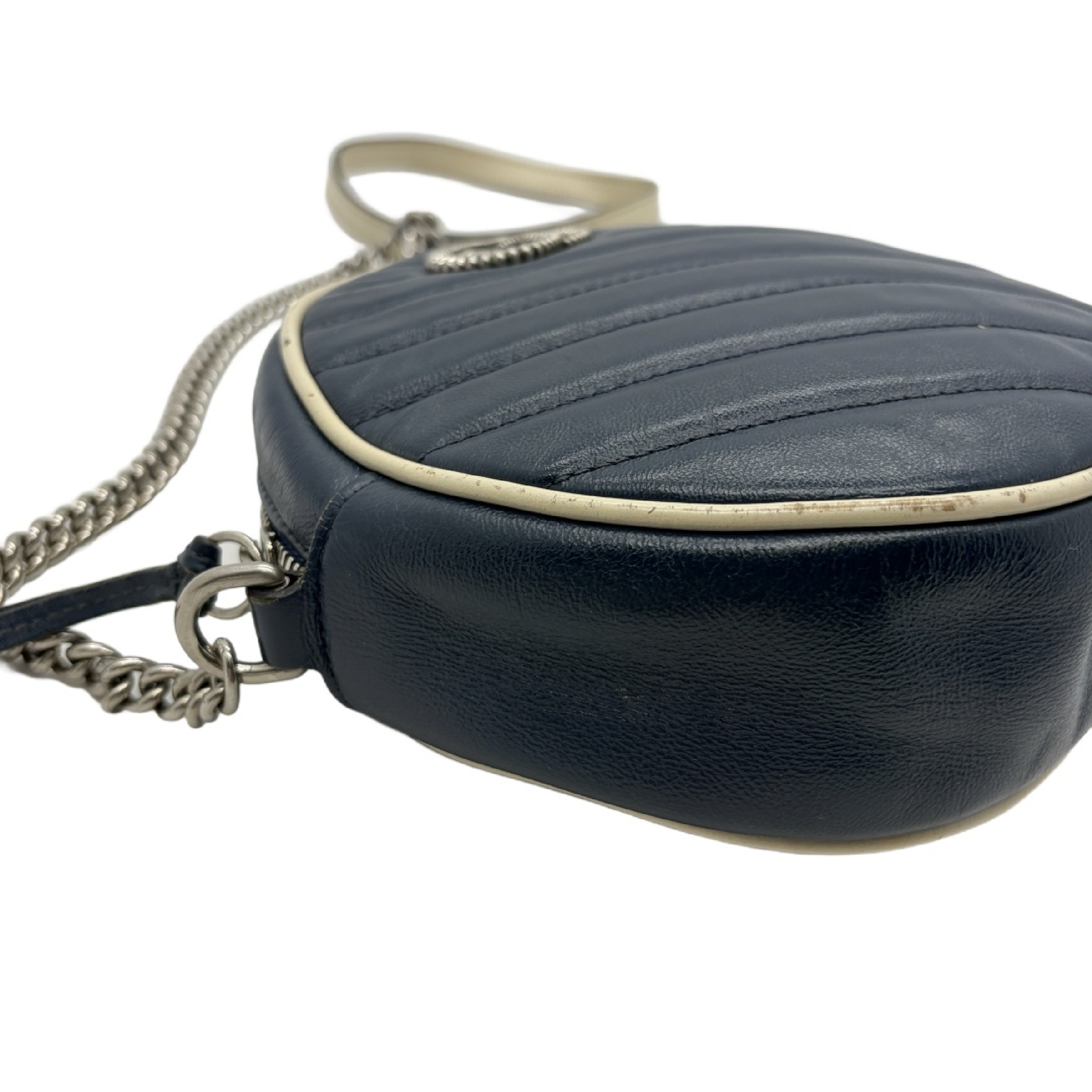 Marmont Round Shoulder Bag (Shoulder Bag) — view 3