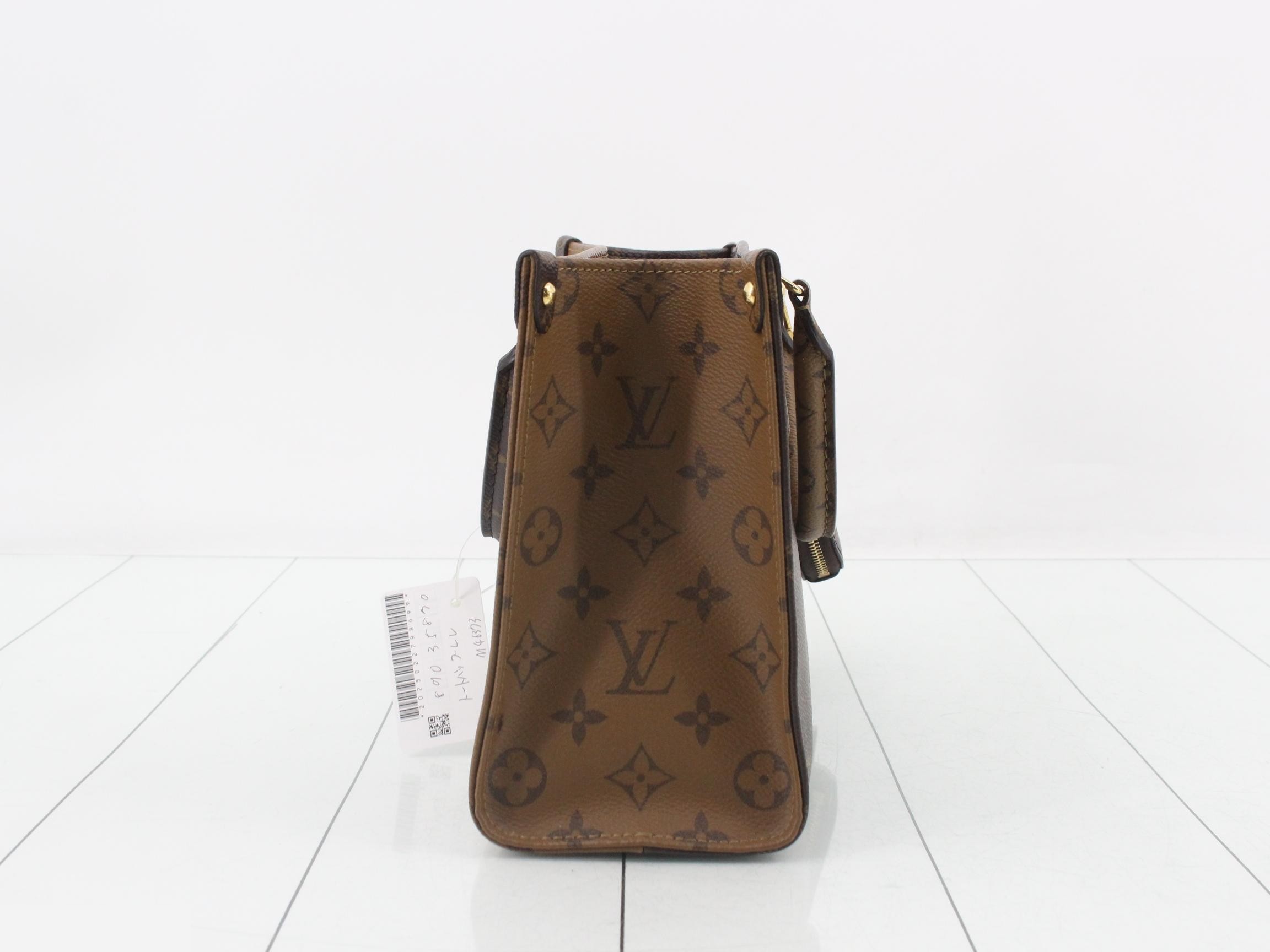 OnTheGo PM, retail price ¥476,300, includes dust bag and strap, IC chip compatible. — view 4