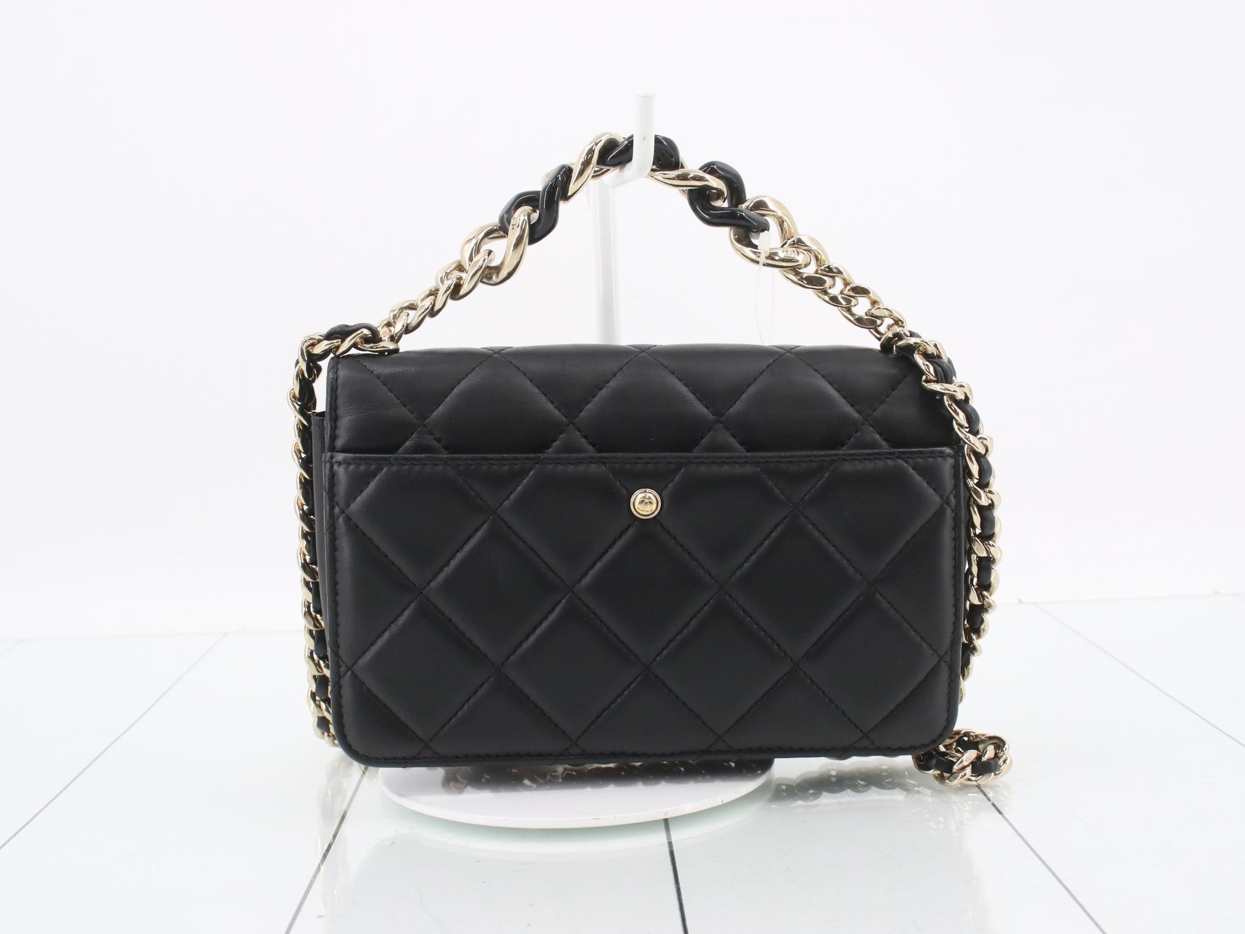 Matelassé (bag) - Shoulder bag — view 2