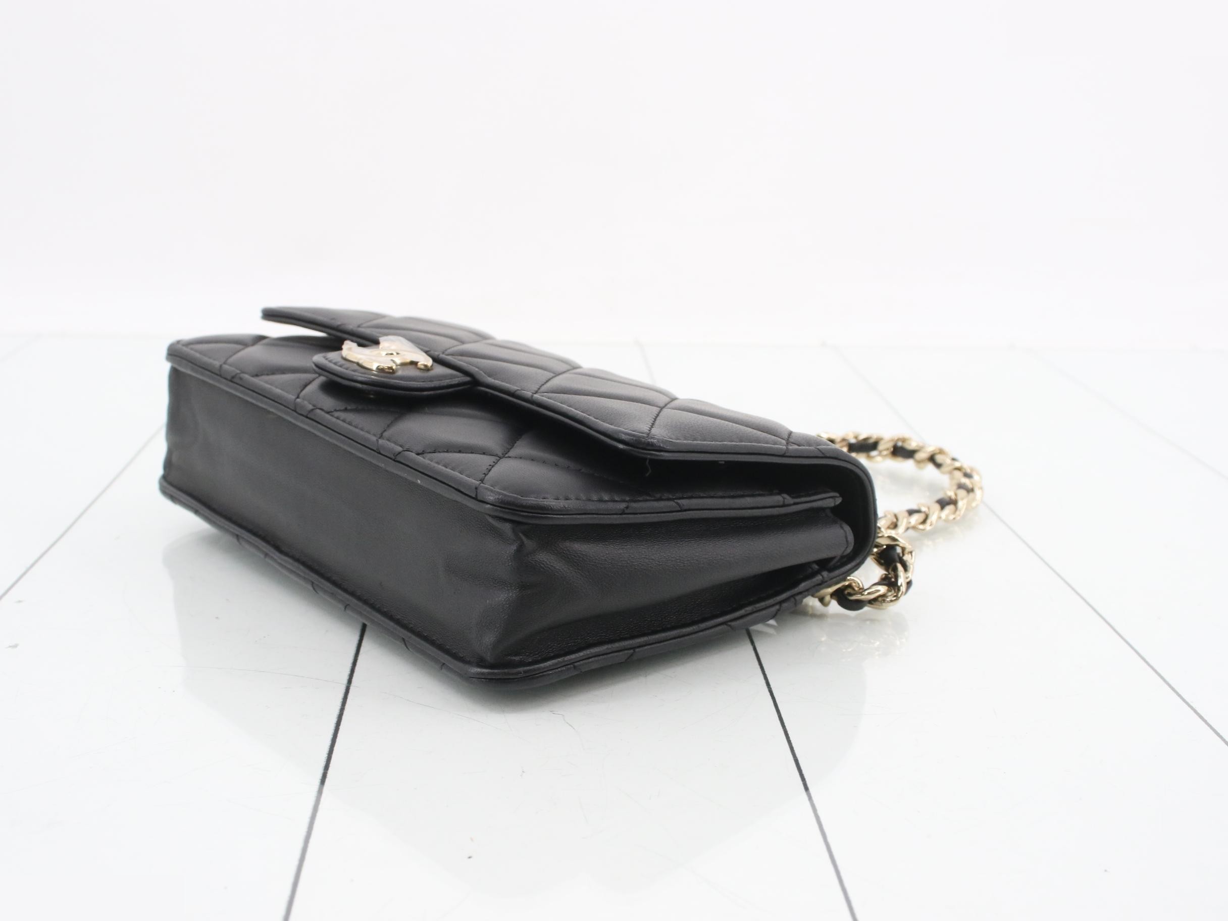 Matelassé (bag) - Shoulder bag — view 6