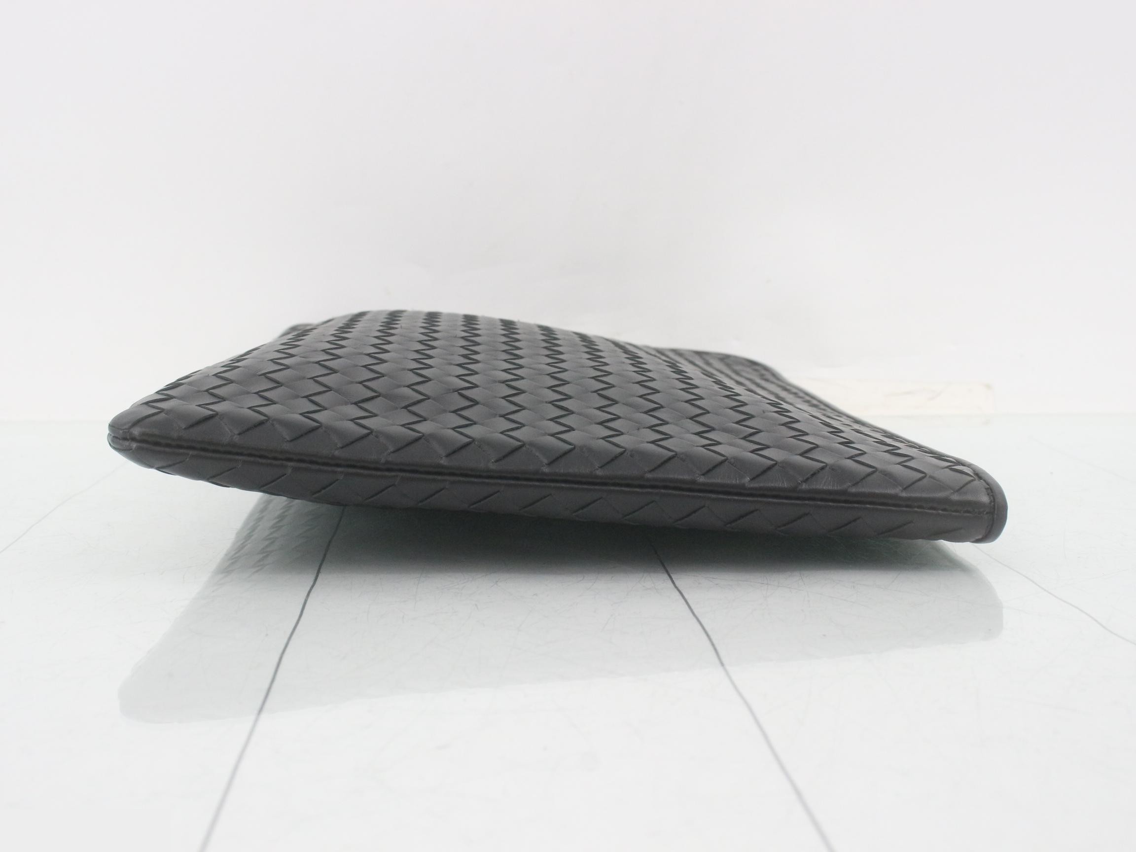 Intrecciato Clutch Bag, Black — view 3