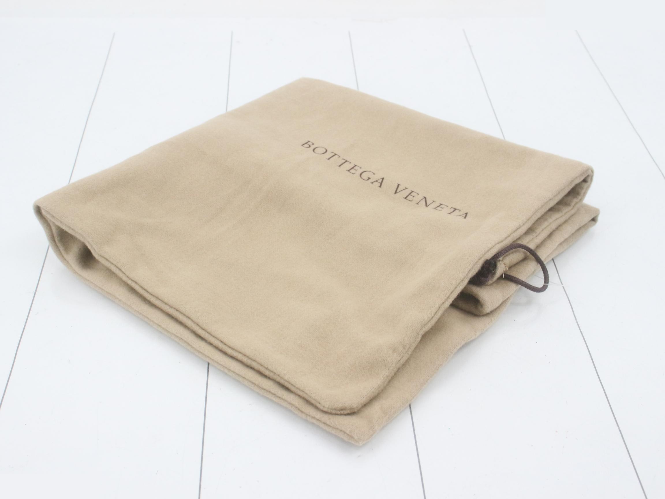 Intrecciato Clutch Bag, Black — view 7