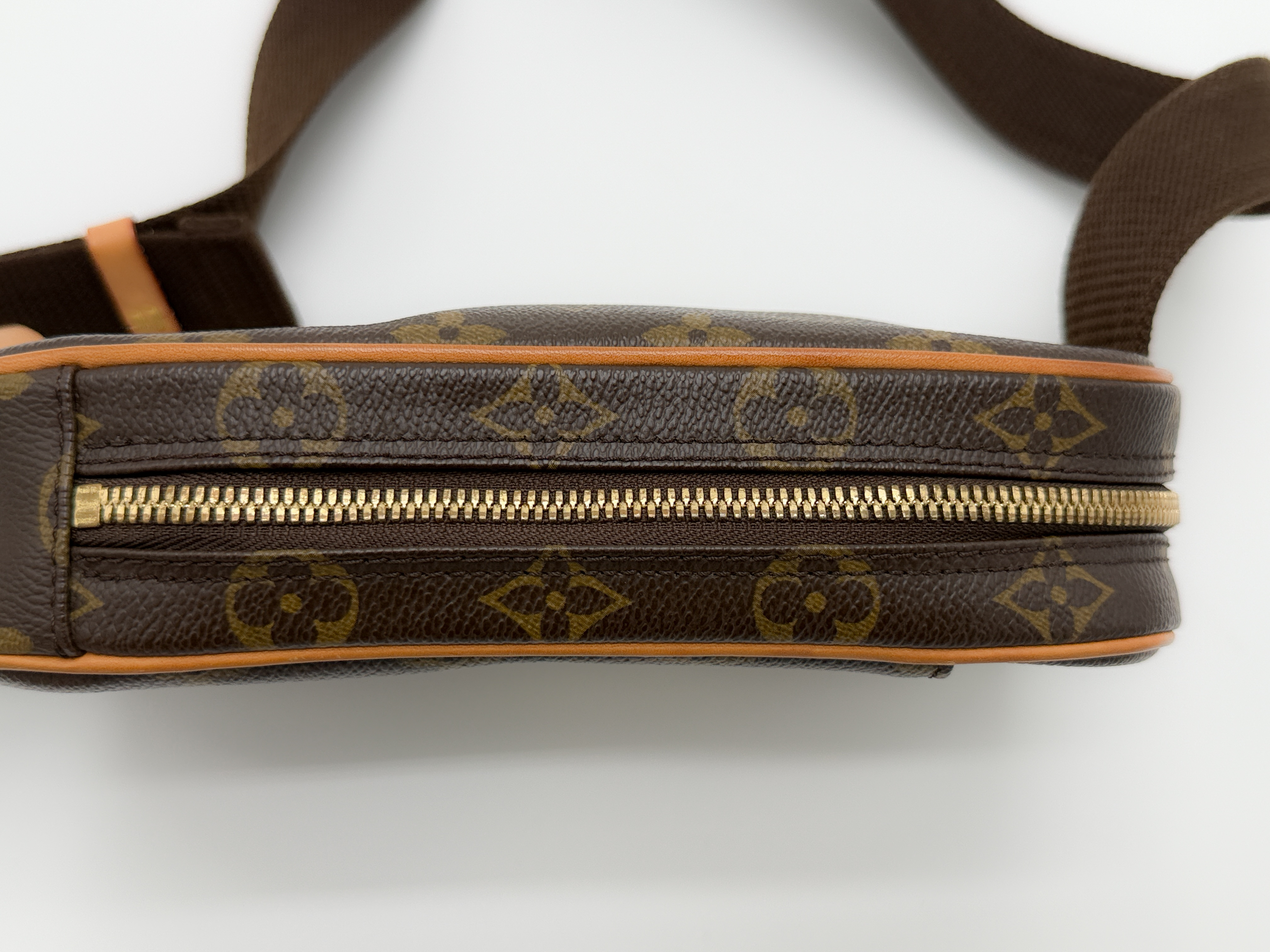 Monogram M51870 Pochette Gange CA0025 Body Bag Shoulder Bag — view 7