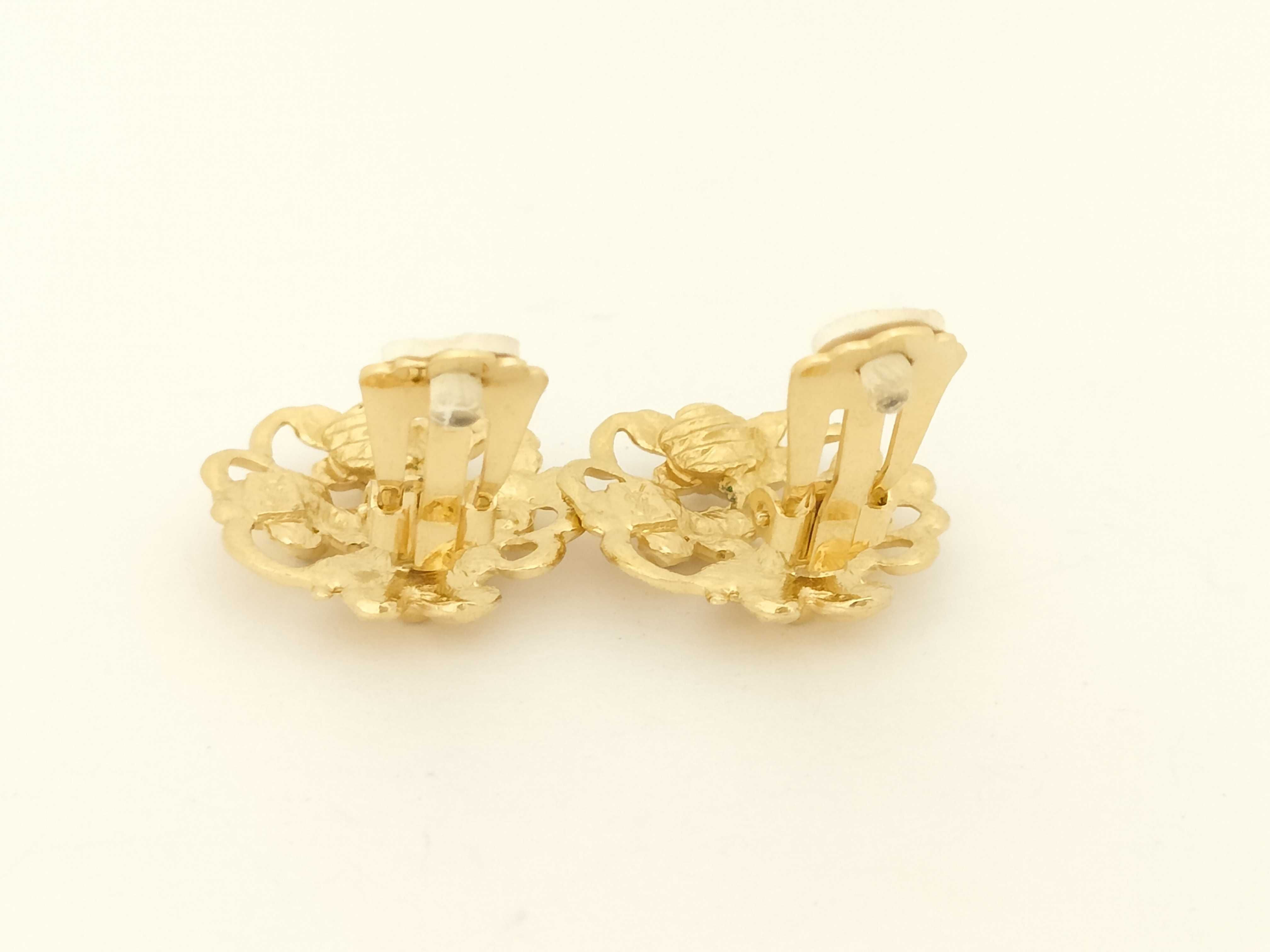 earrings — view 4