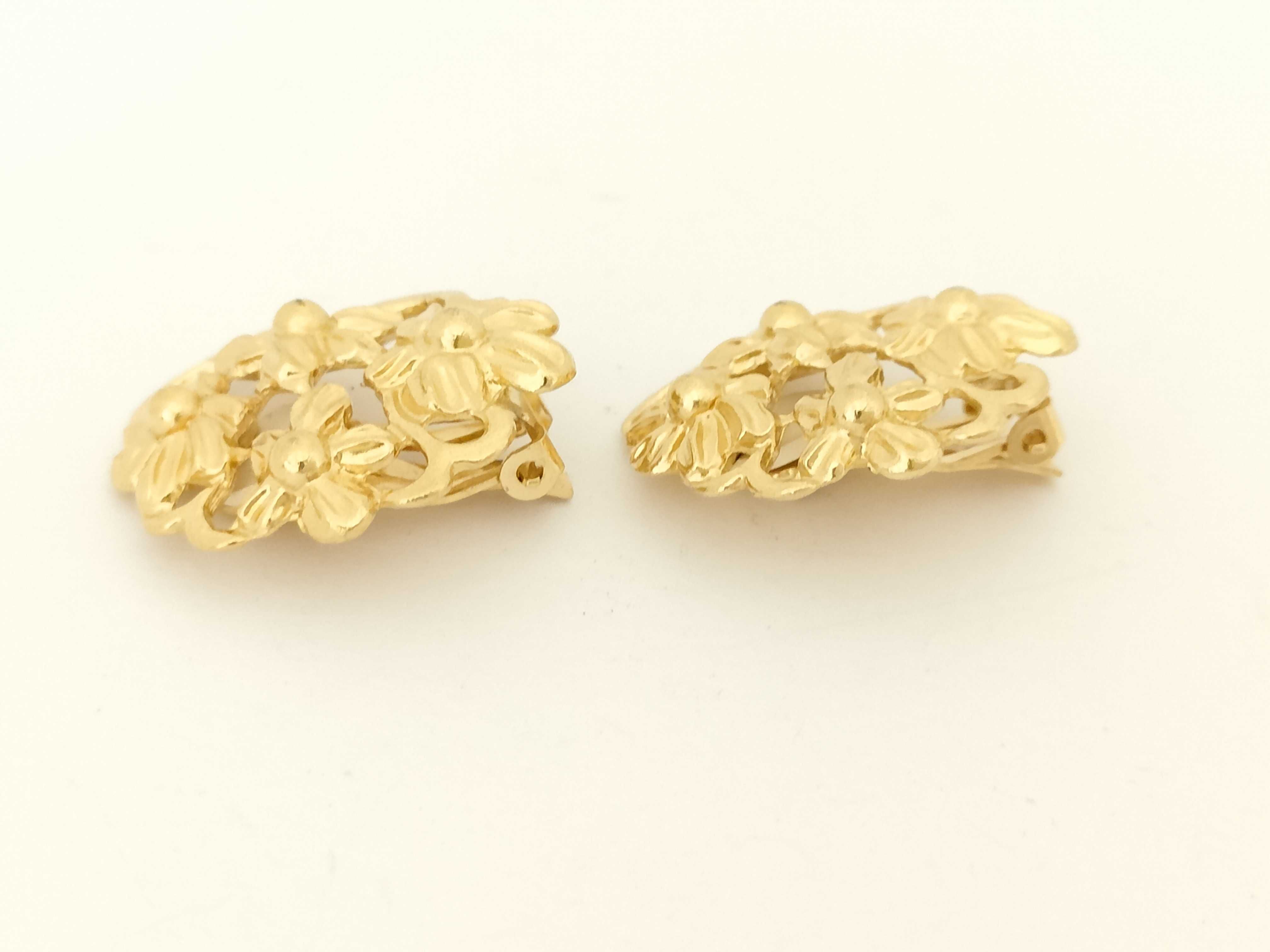 earrings — view 6