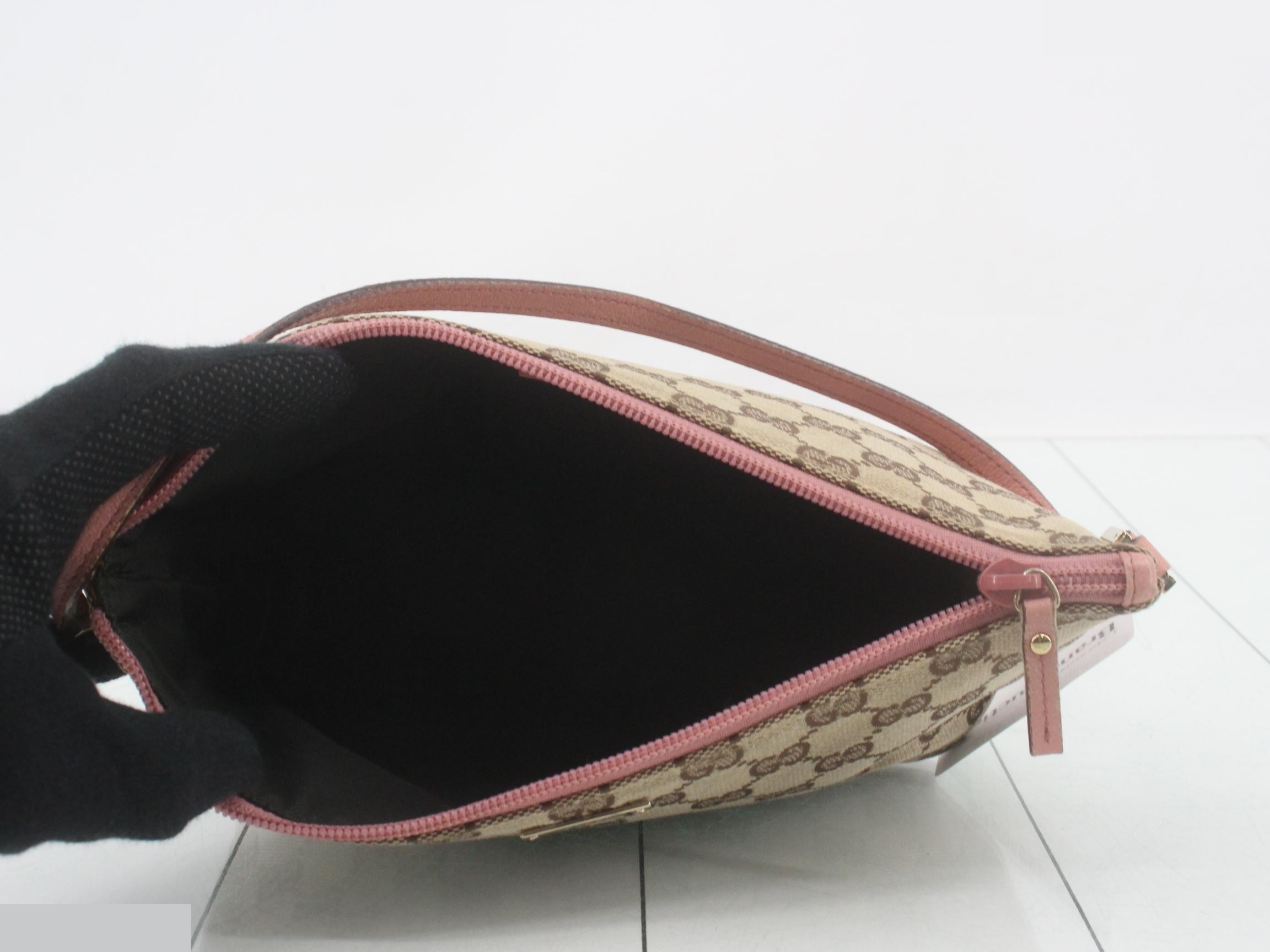 GG Canvas Accessory Pouch — view 4