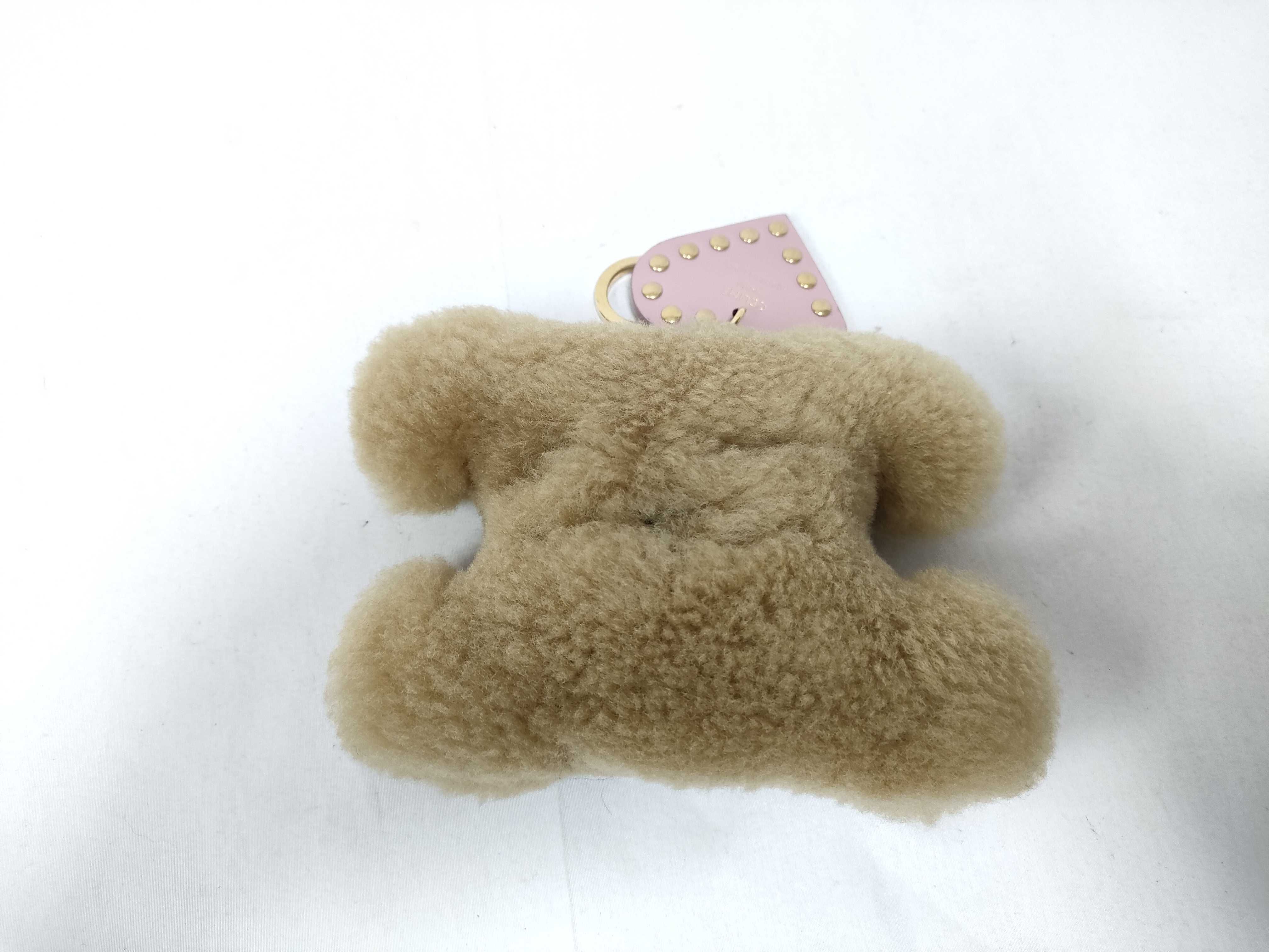 charms and other accessories — view 3