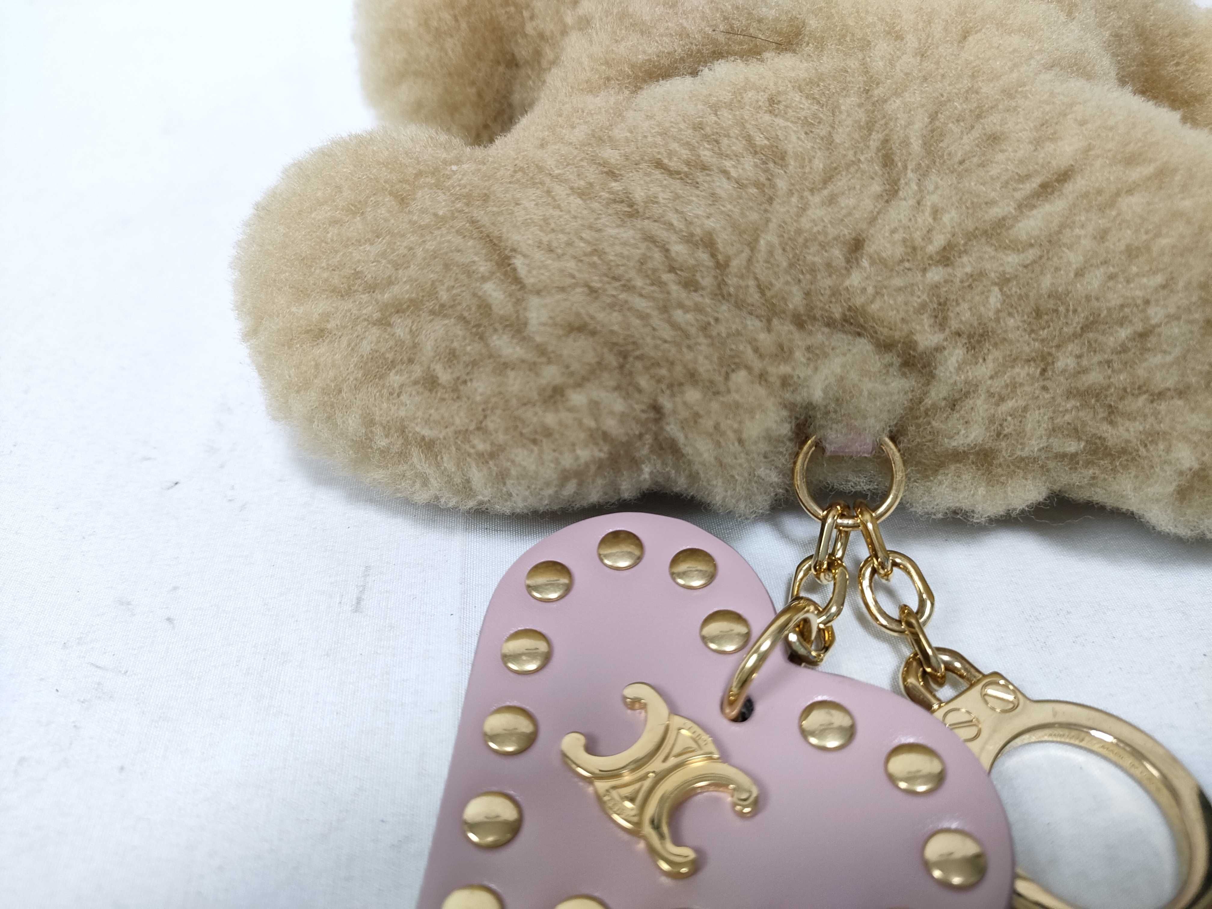 charms and other accessories — view 6