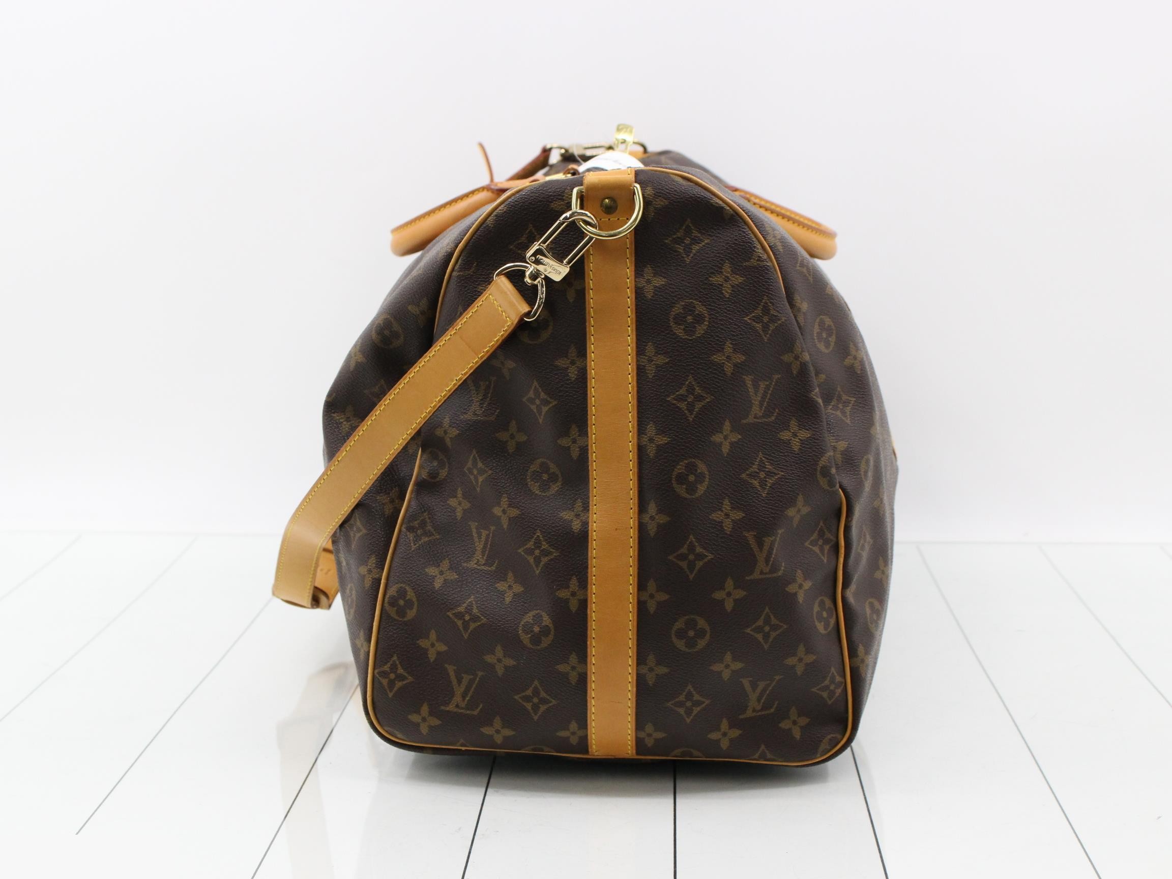 Keepall Bandouliere 60: Shoulder strap, padlock, key, name tag — view 3