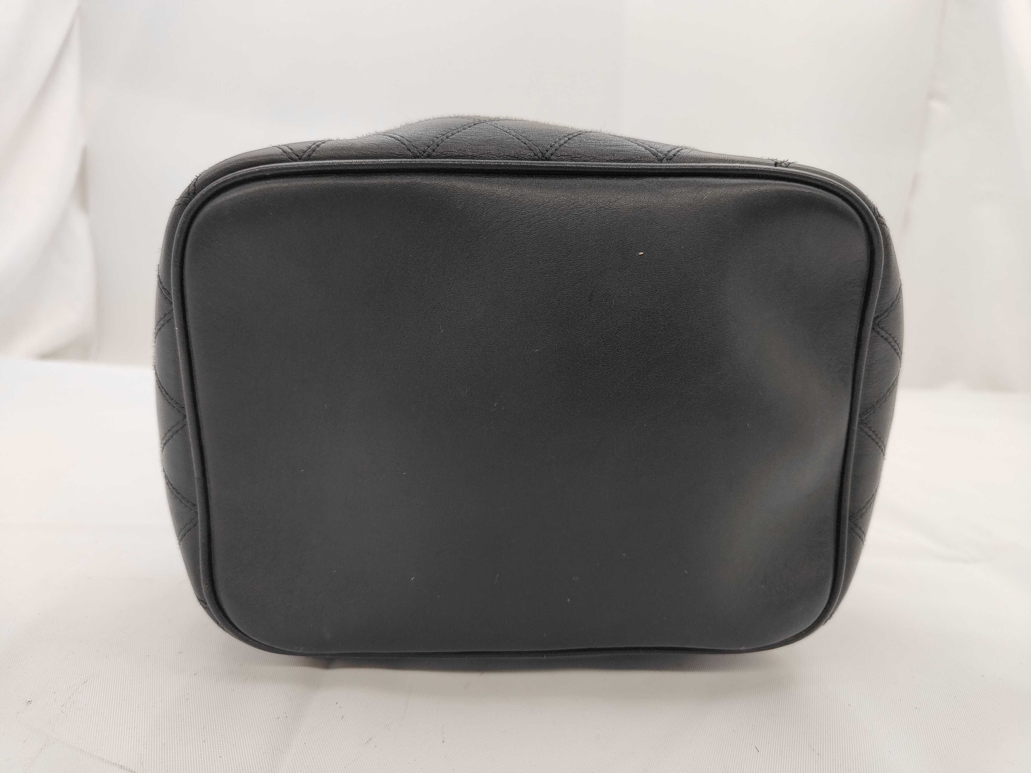 Coco Mark Vanity Seal Vanity Bag — view 10