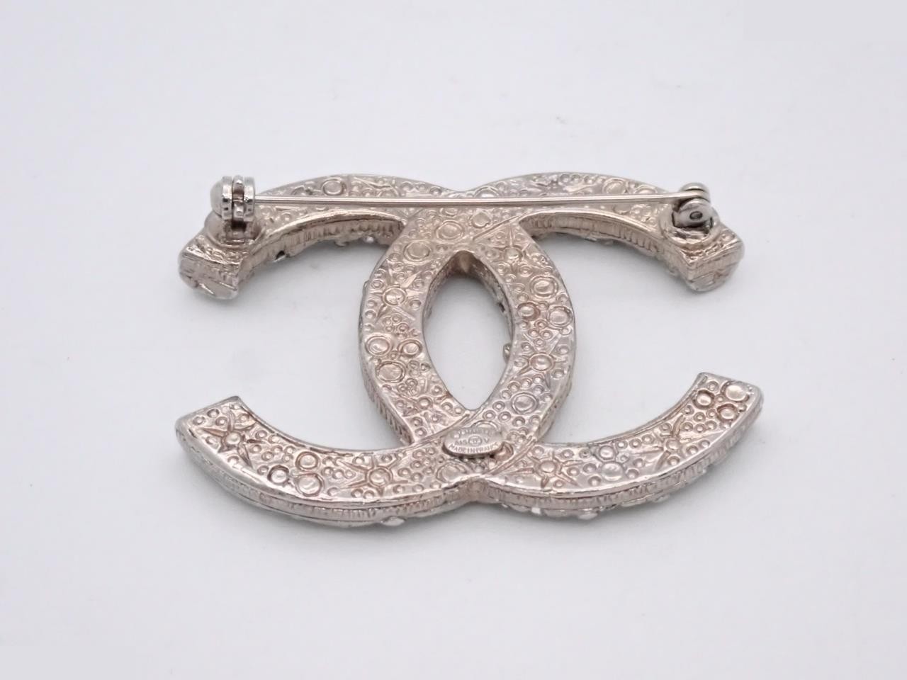 brooch, Coco Mark, rhinestones, A15V, width 4.8cm — view 2