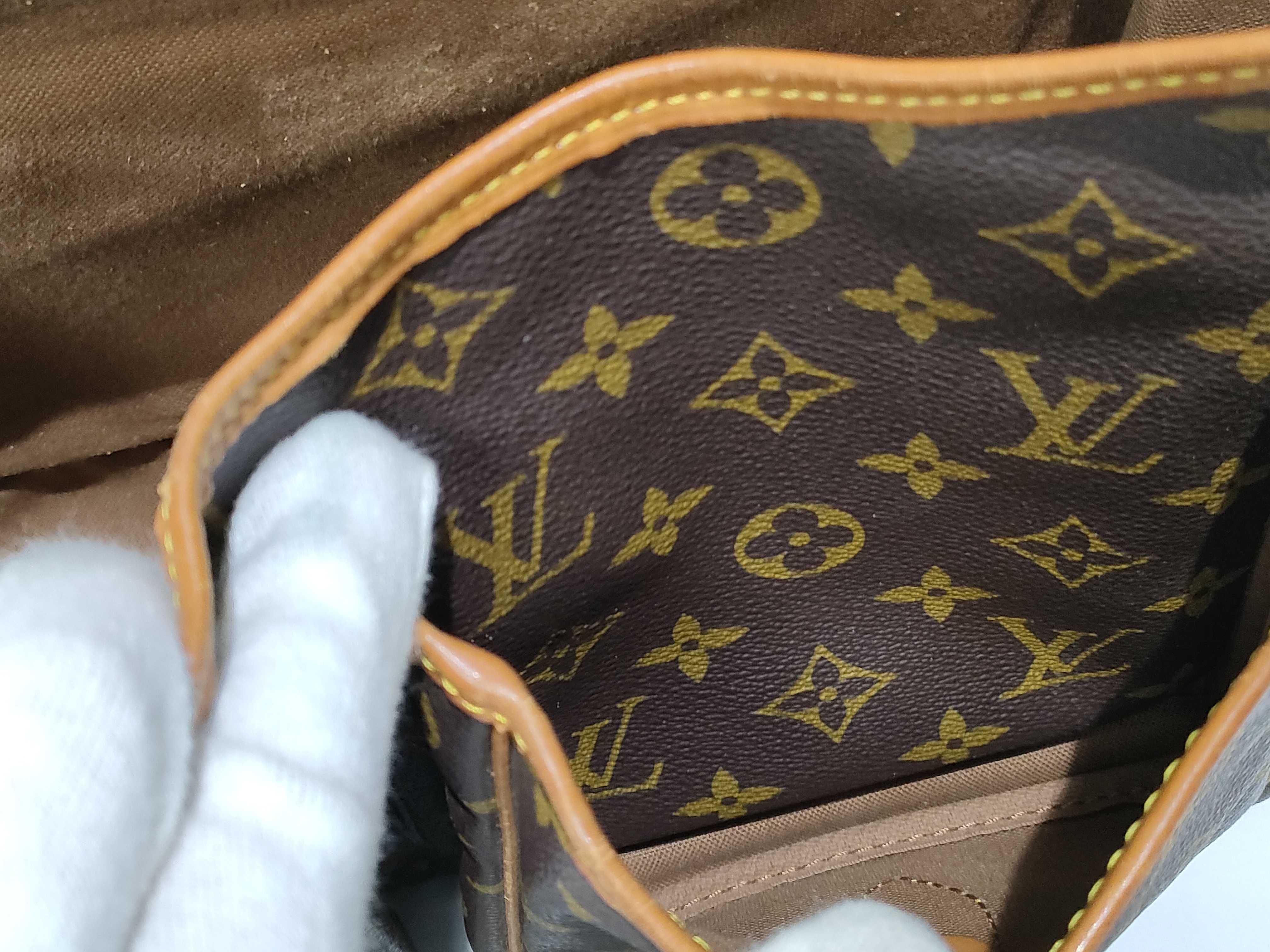 Monogram Louis Vuitton Monogram Gibeciere Shoulder Bag — view 10