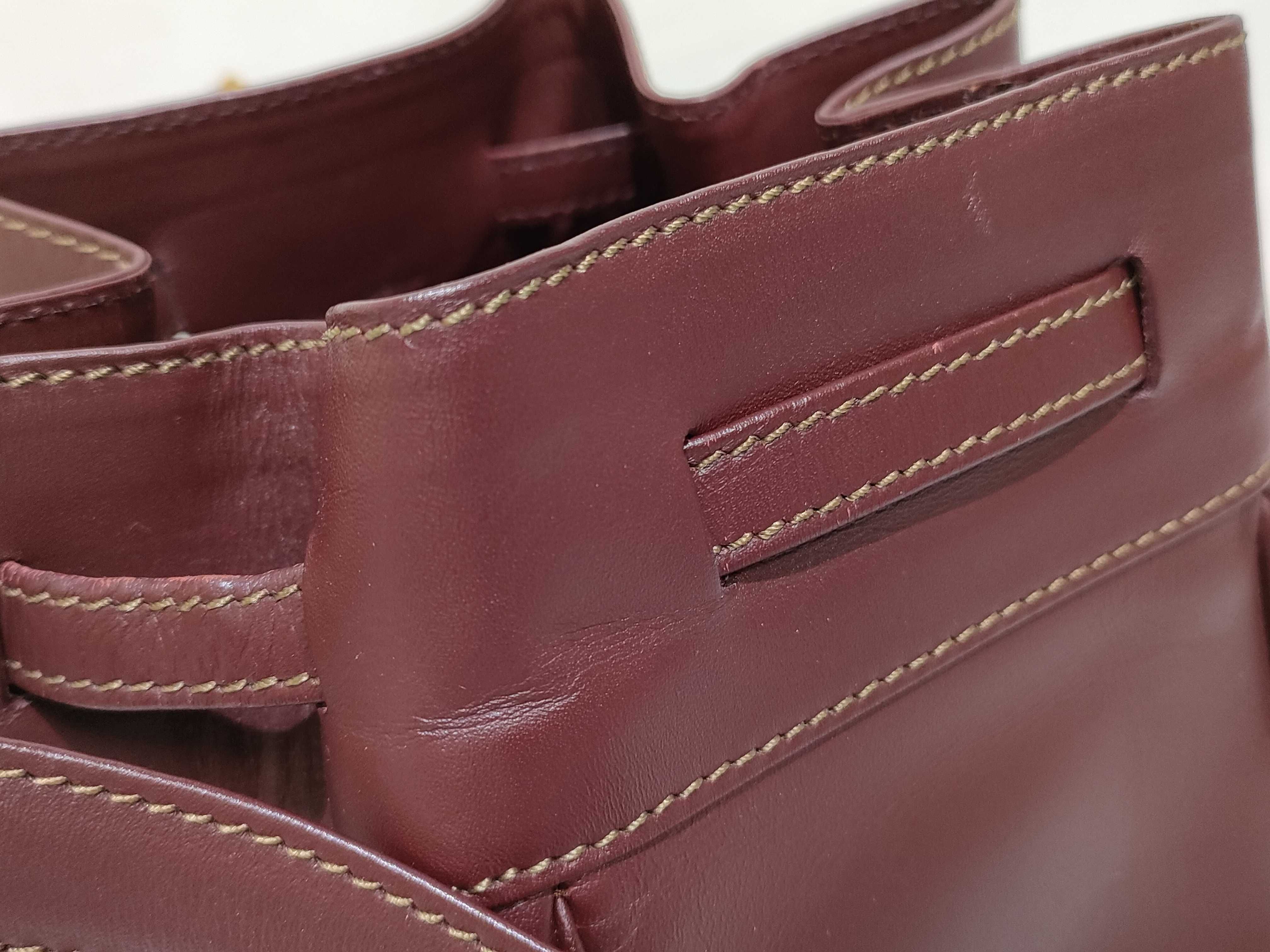 Must line drawstring shoulder bag. — view 12