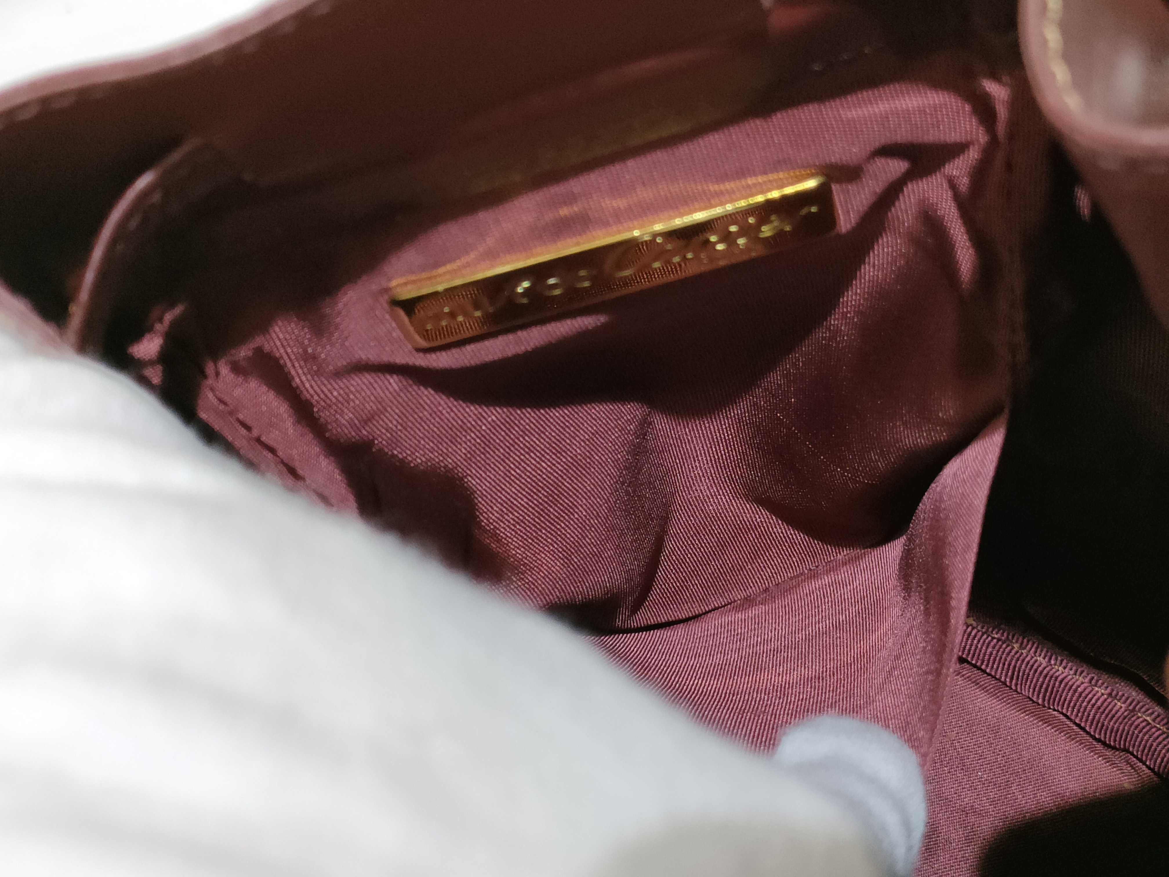 Must line drawstring shoulder bag. — view 9