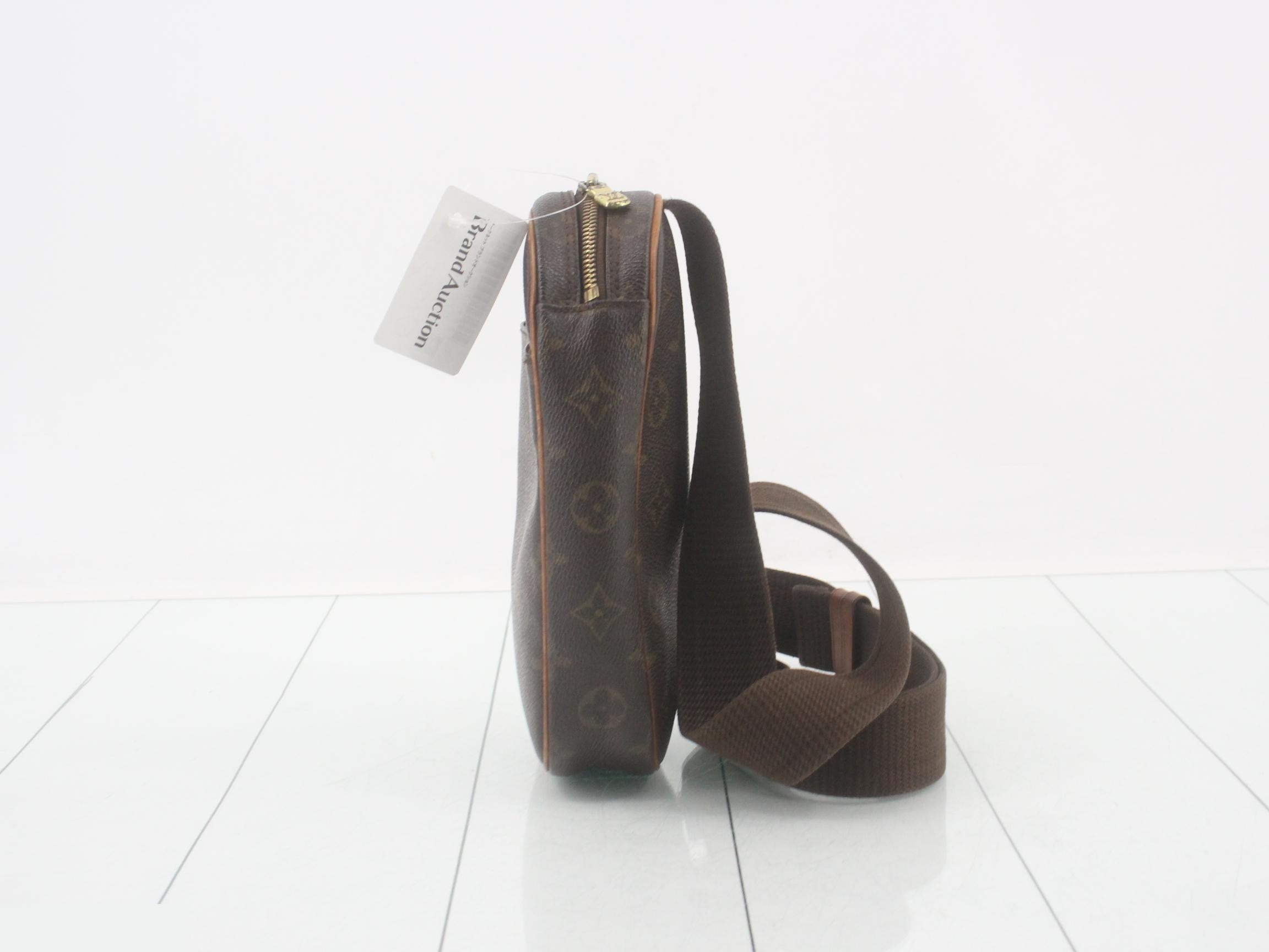 Pochette Gange — view 3