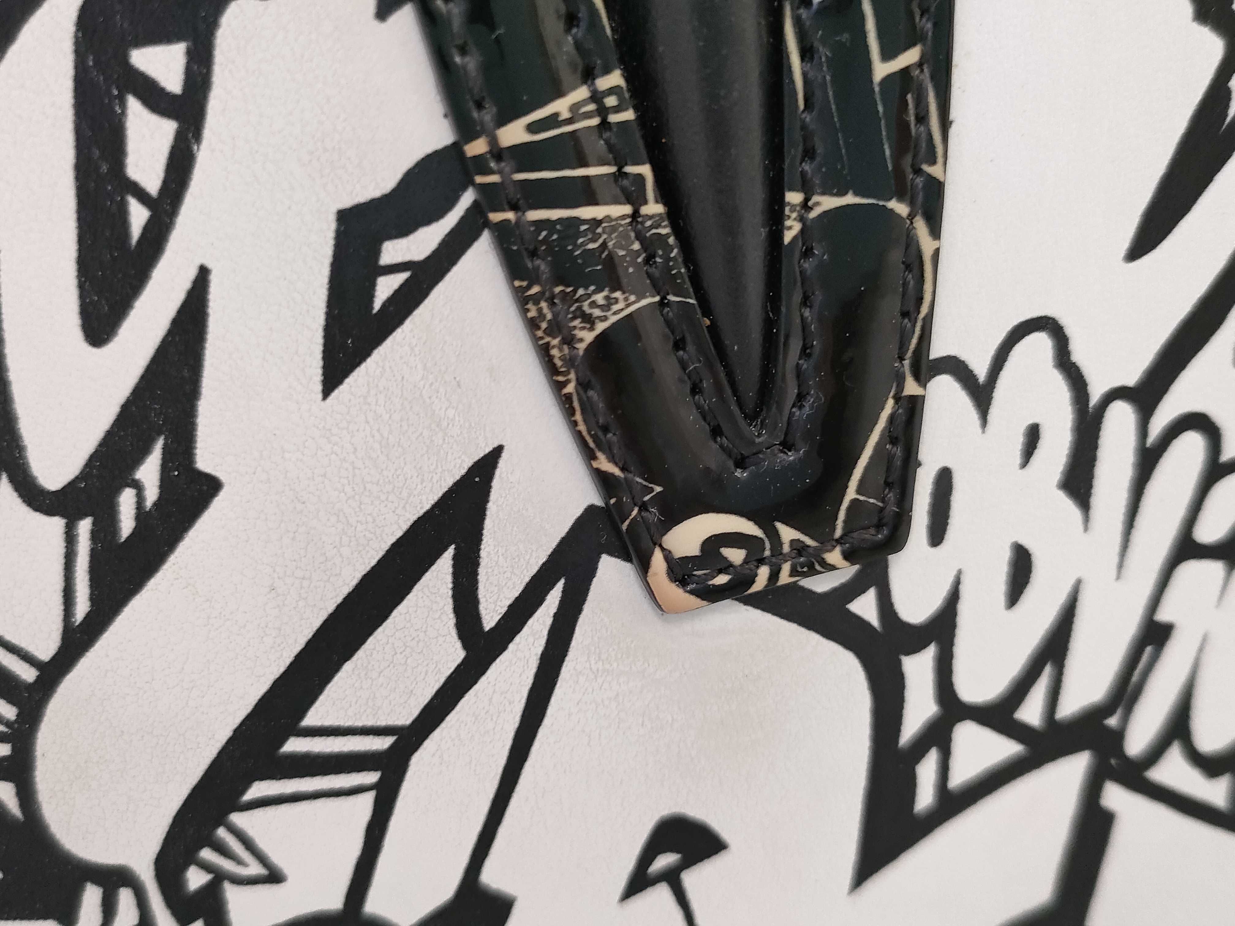 Louboutin shoulder tote bag — view 4
