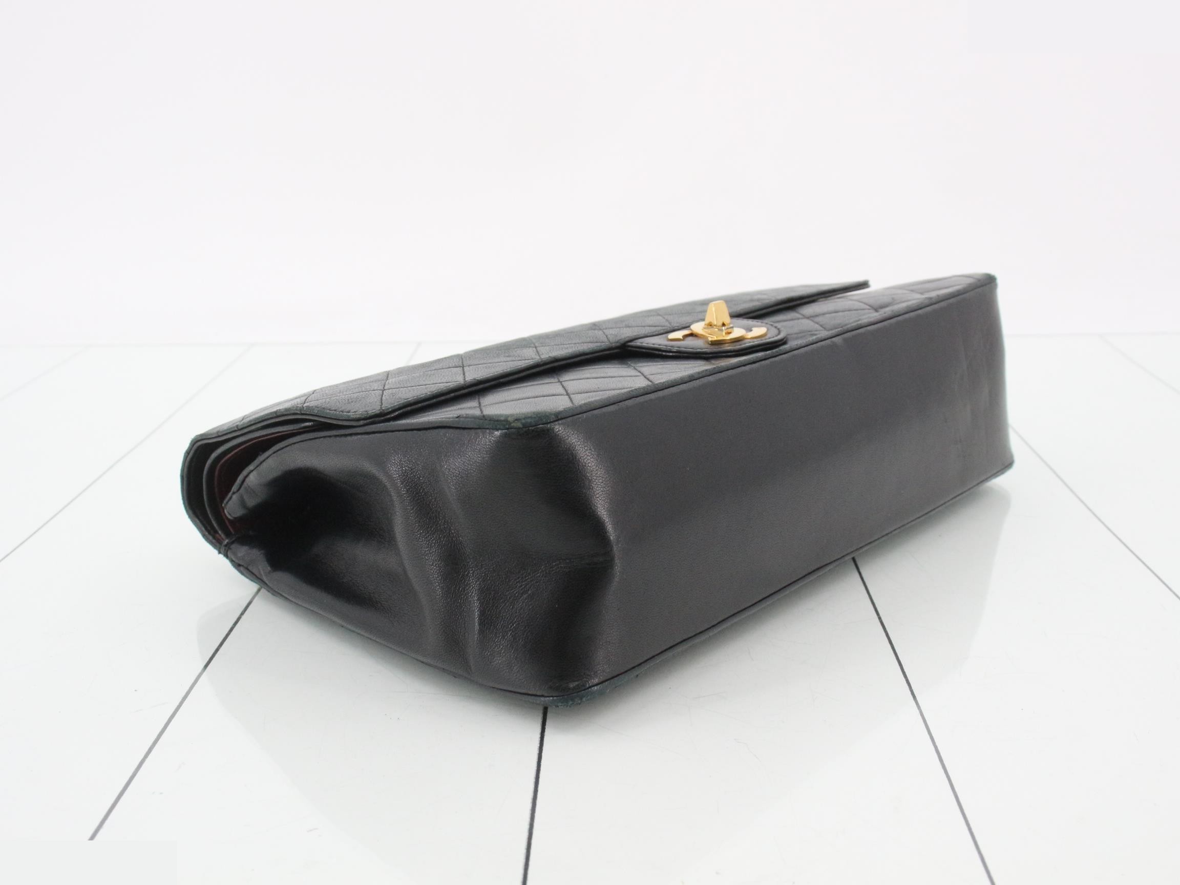 Matelassé chain bag — view 5