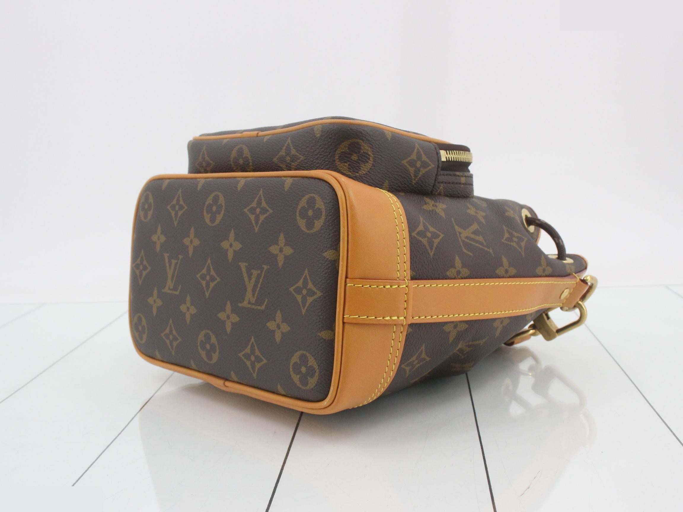 Louis Vuitton — view 6