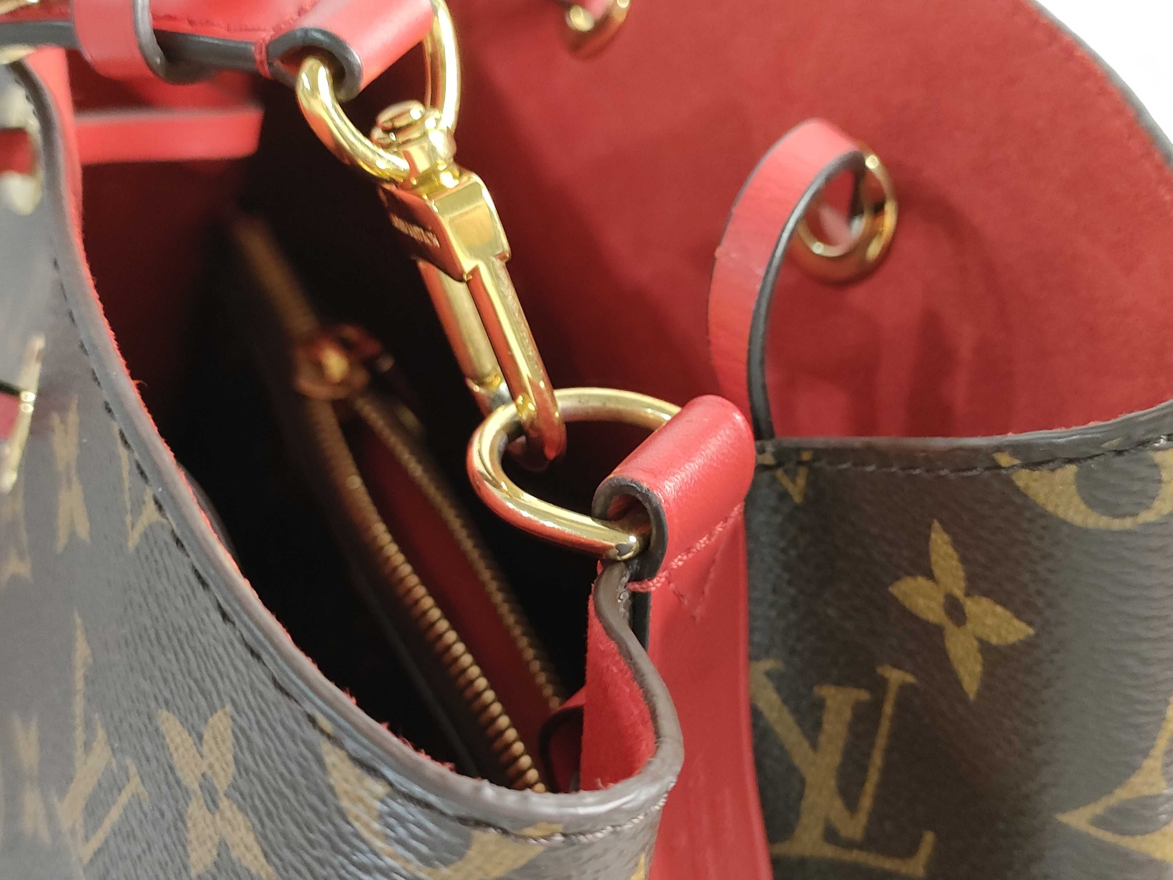 Monogram Louis Vuitton Bucket Shoulder Bag — view 15