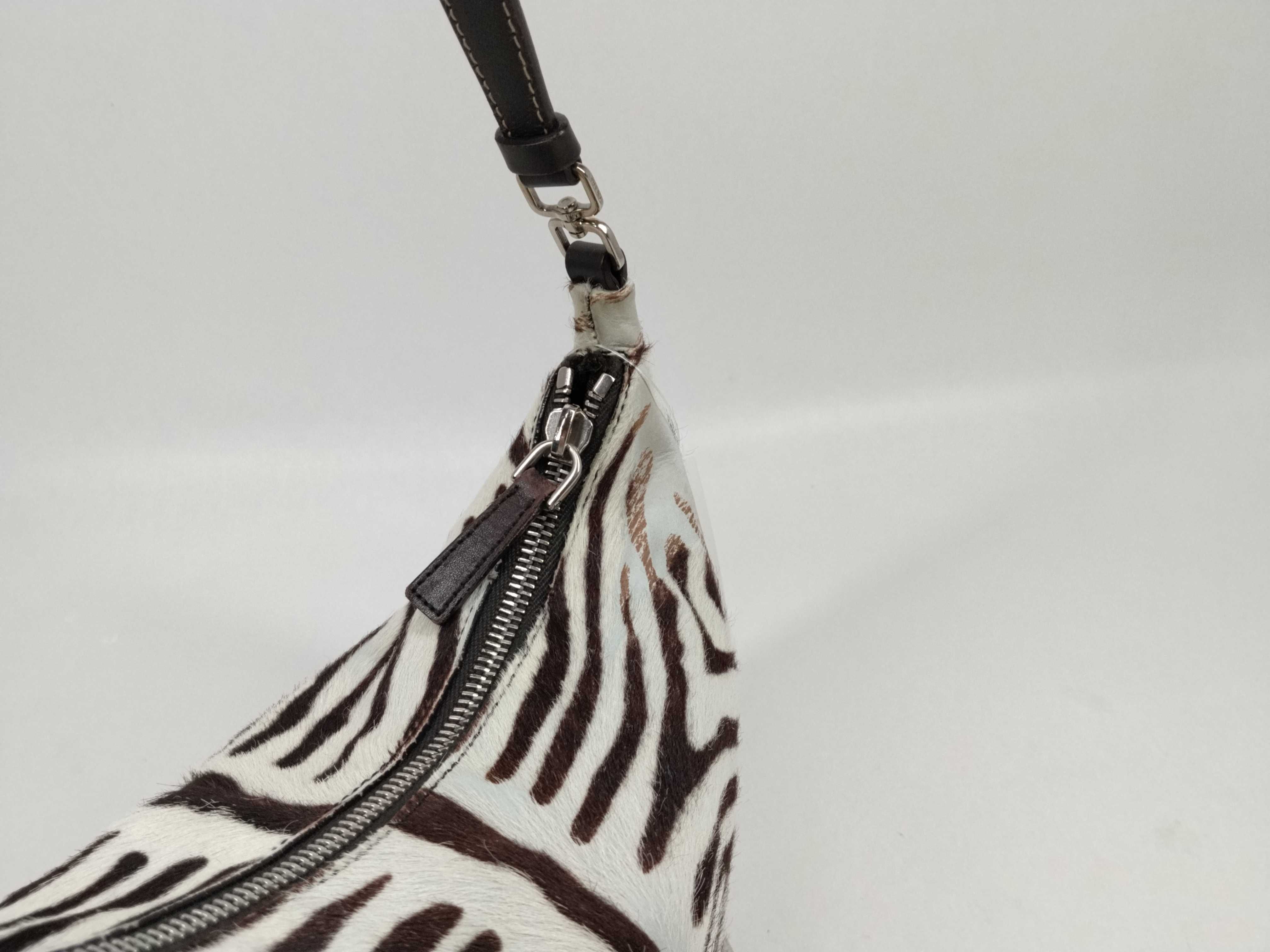 SIRIO Calf Hair Leather Shoulder Bag (Internal tear present) — view 6