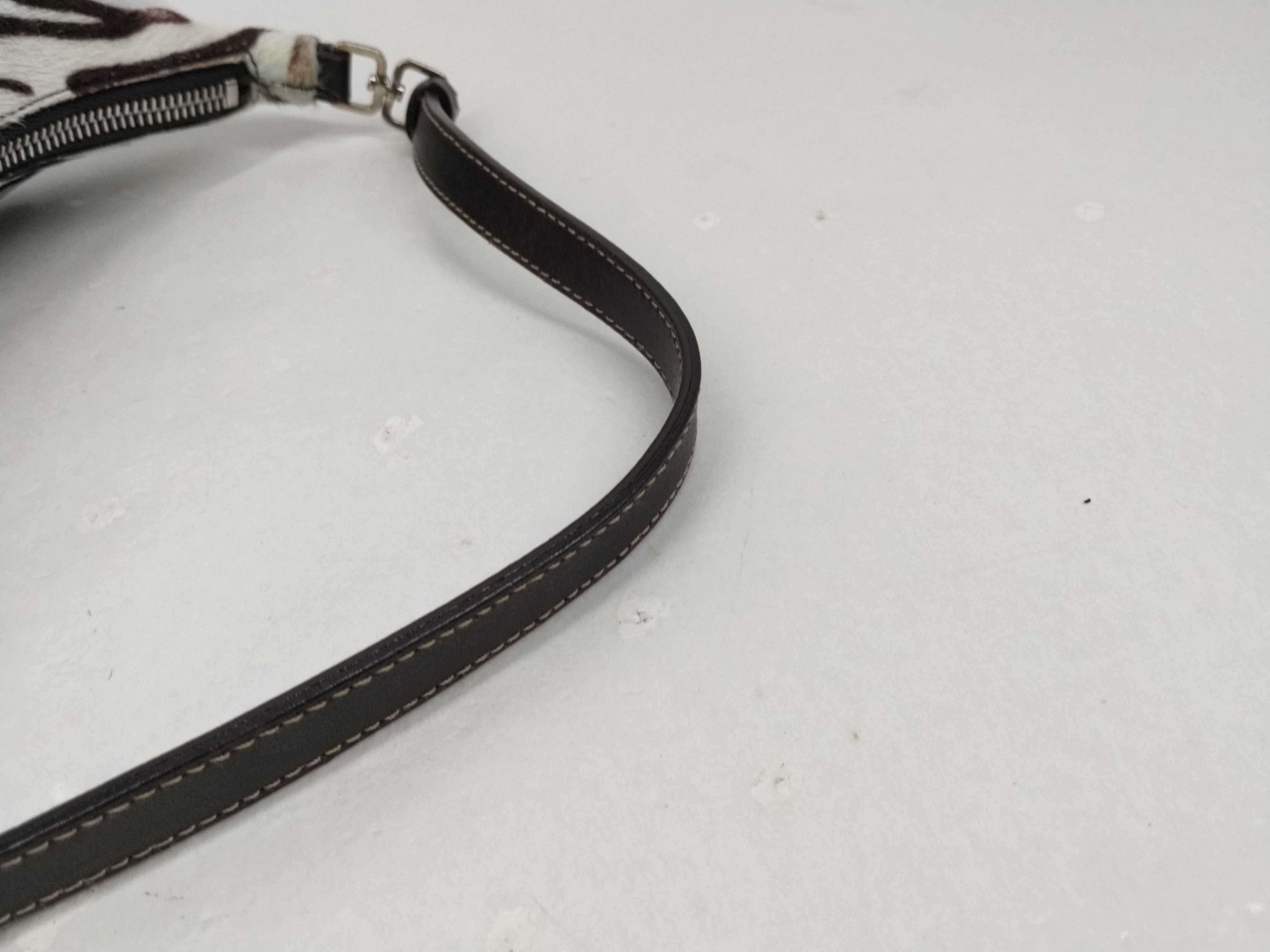 SIRIO Calf Hair Leather Shoulder Bag (Internal tear present) — view 7