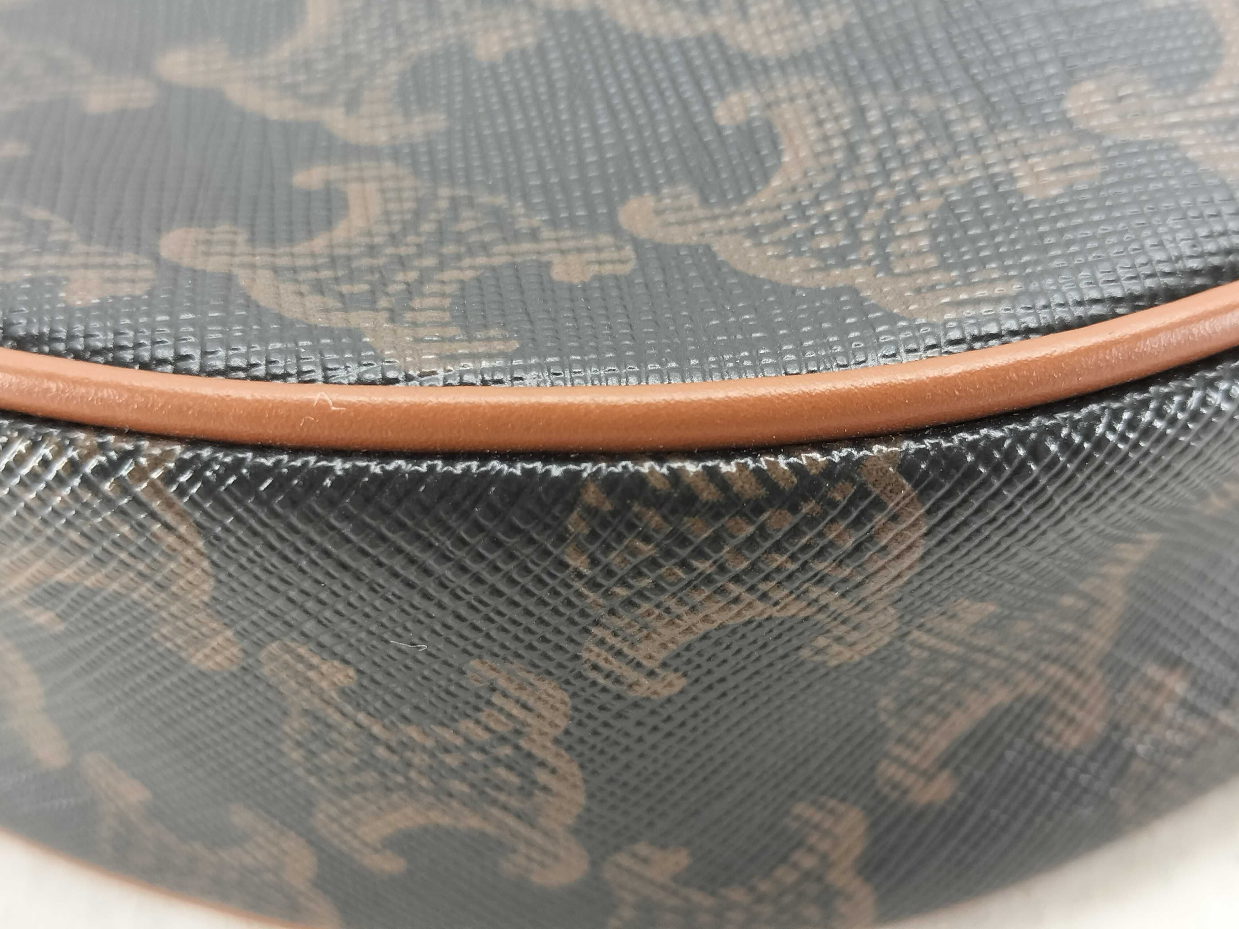 Lulu Triomphe 2-Way Handbag — view 7