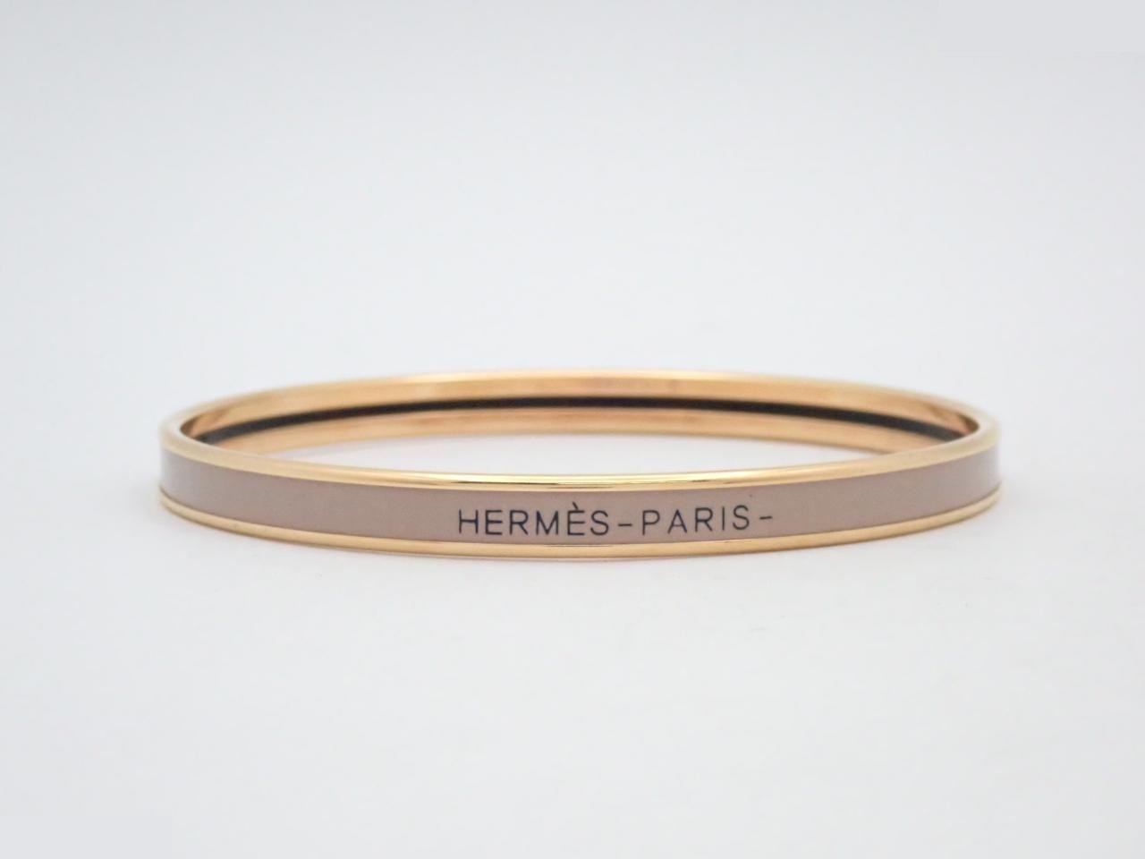 Uni Bracelet Bangle, Wrist circumference approximately 19.5 cm