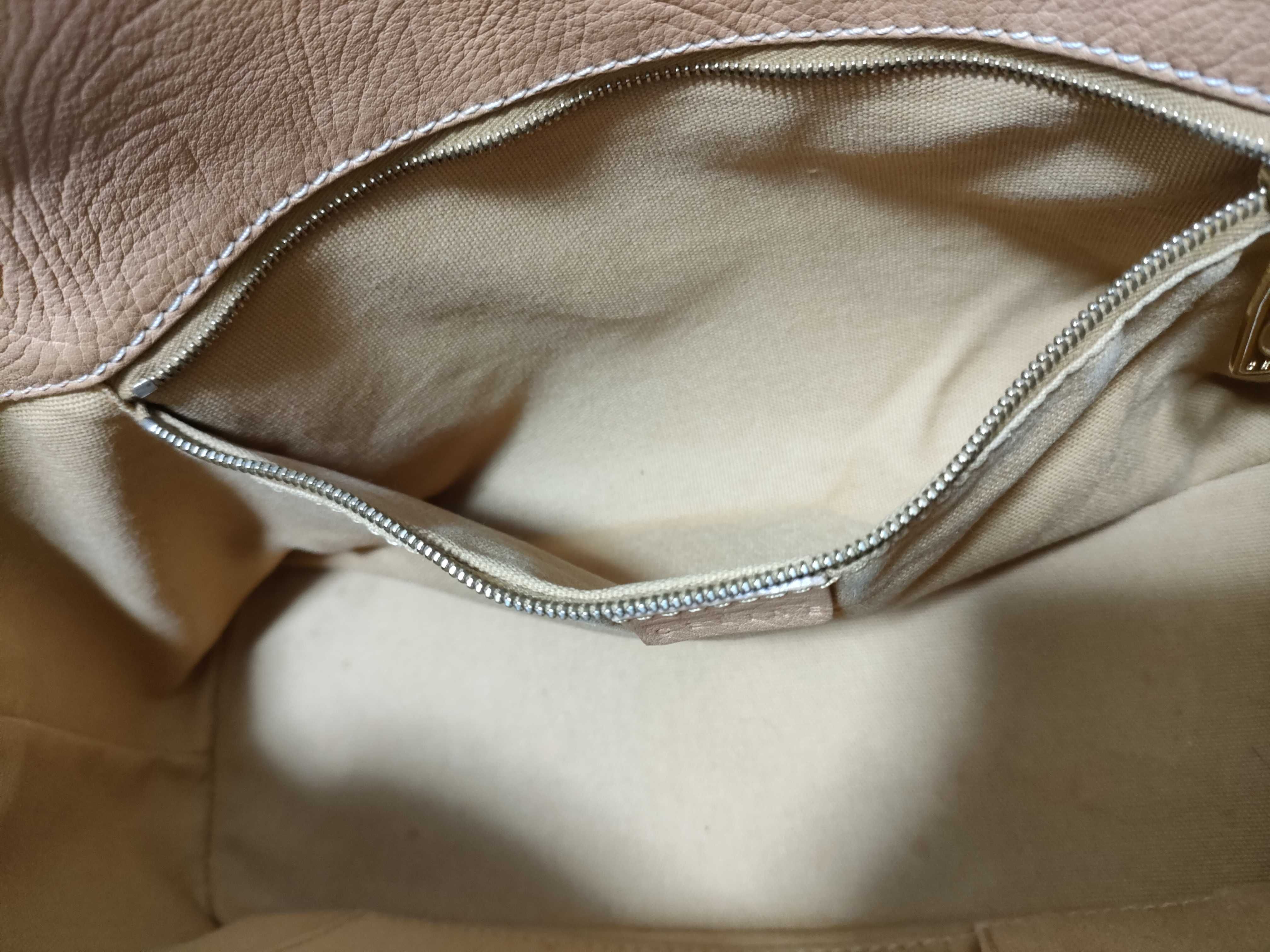Leather One-Shoulder Bag 260907A5321 — view 11