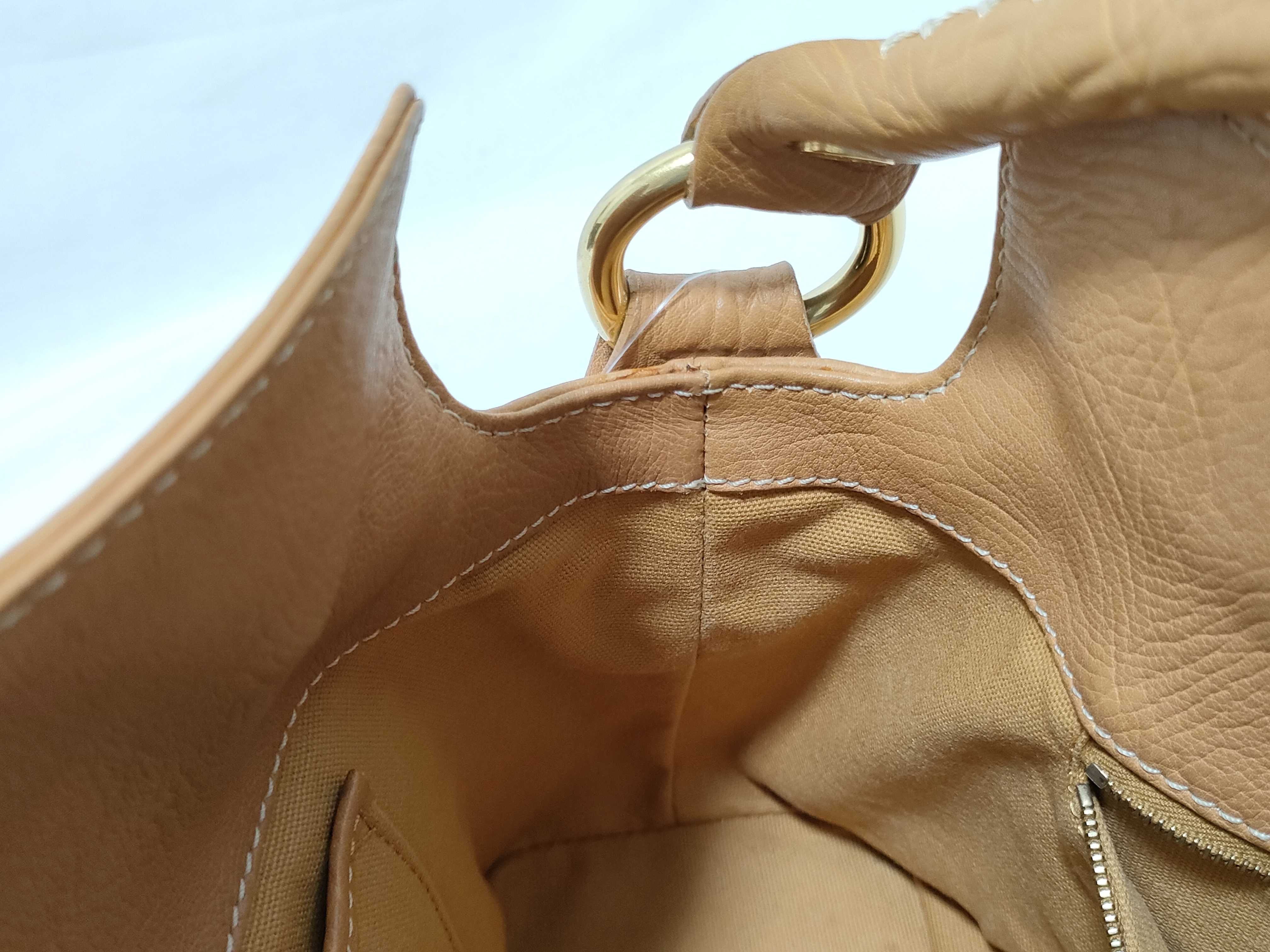 Leather One-Shoulder Bag 260907A5321 — view 9