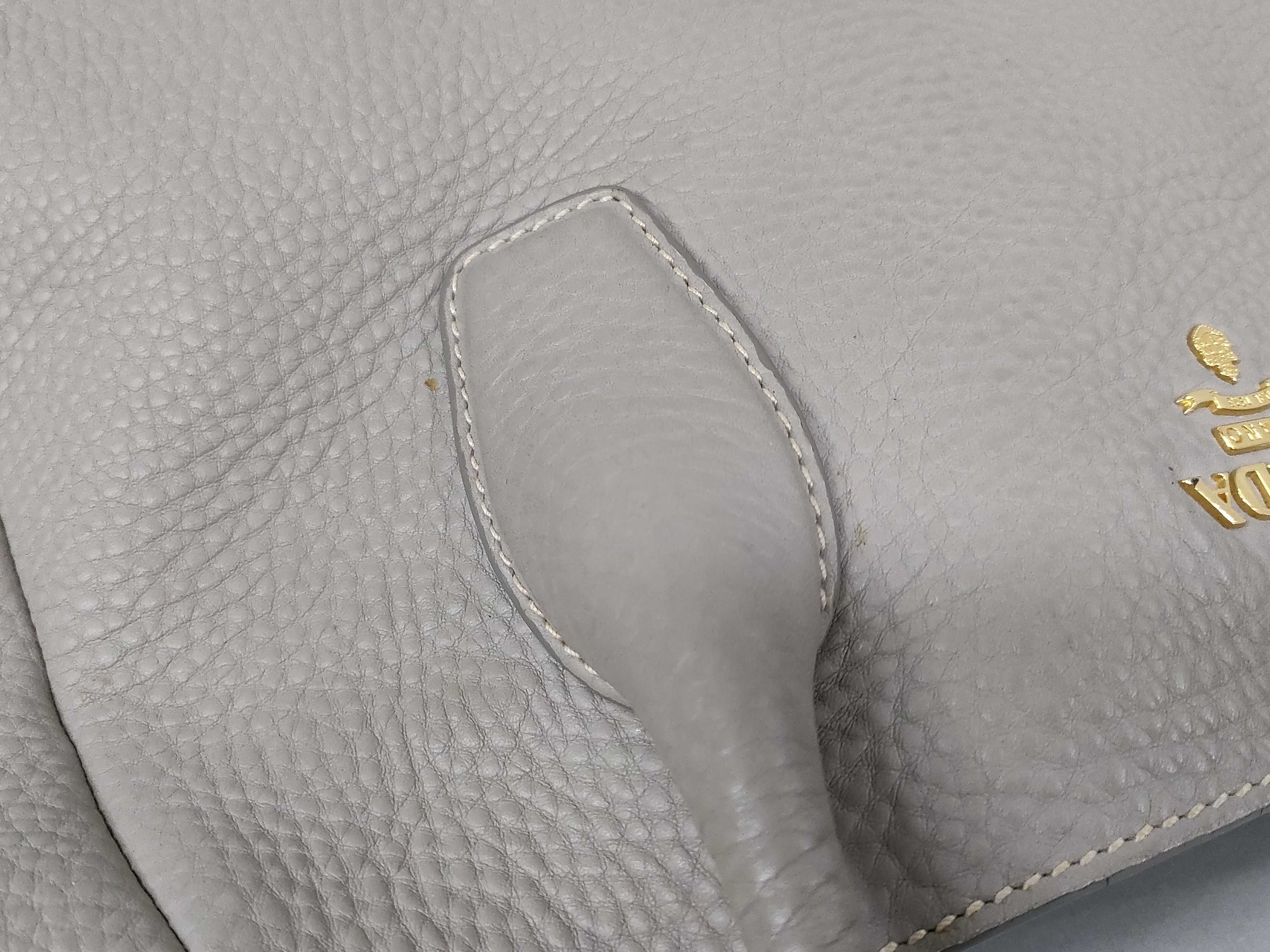 Vitello Lux Tote Bag, Beige Tote Bag — view 5