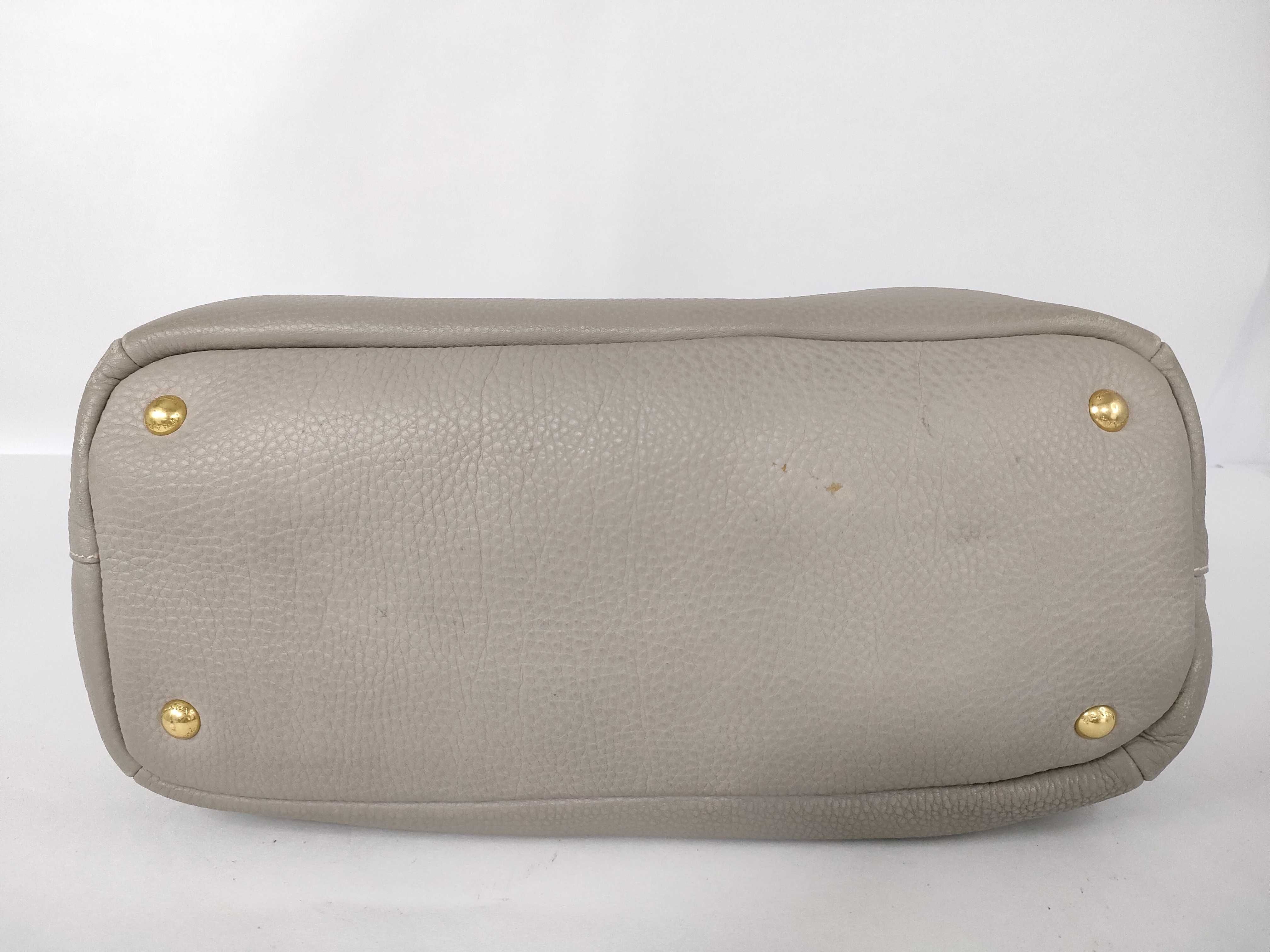 Vitello Lux Tote Bag, Beige Tote Bag — view 9
