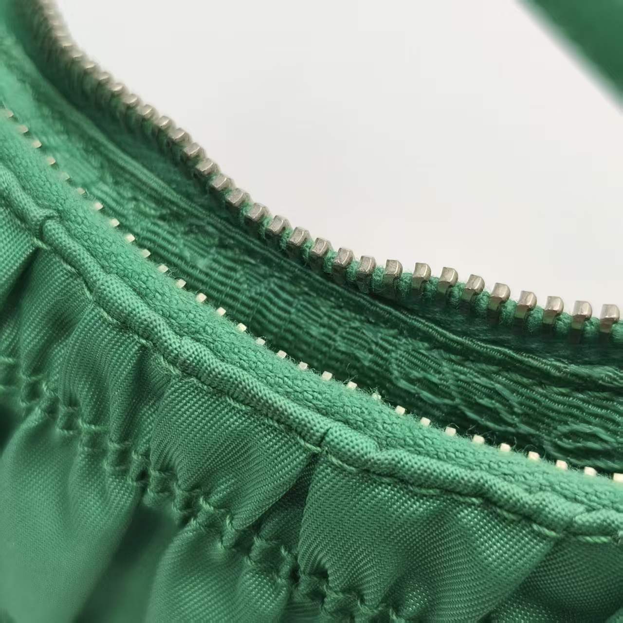 【*Shipped from: China*】PRADA Nylon Shoulder Bag — view 12