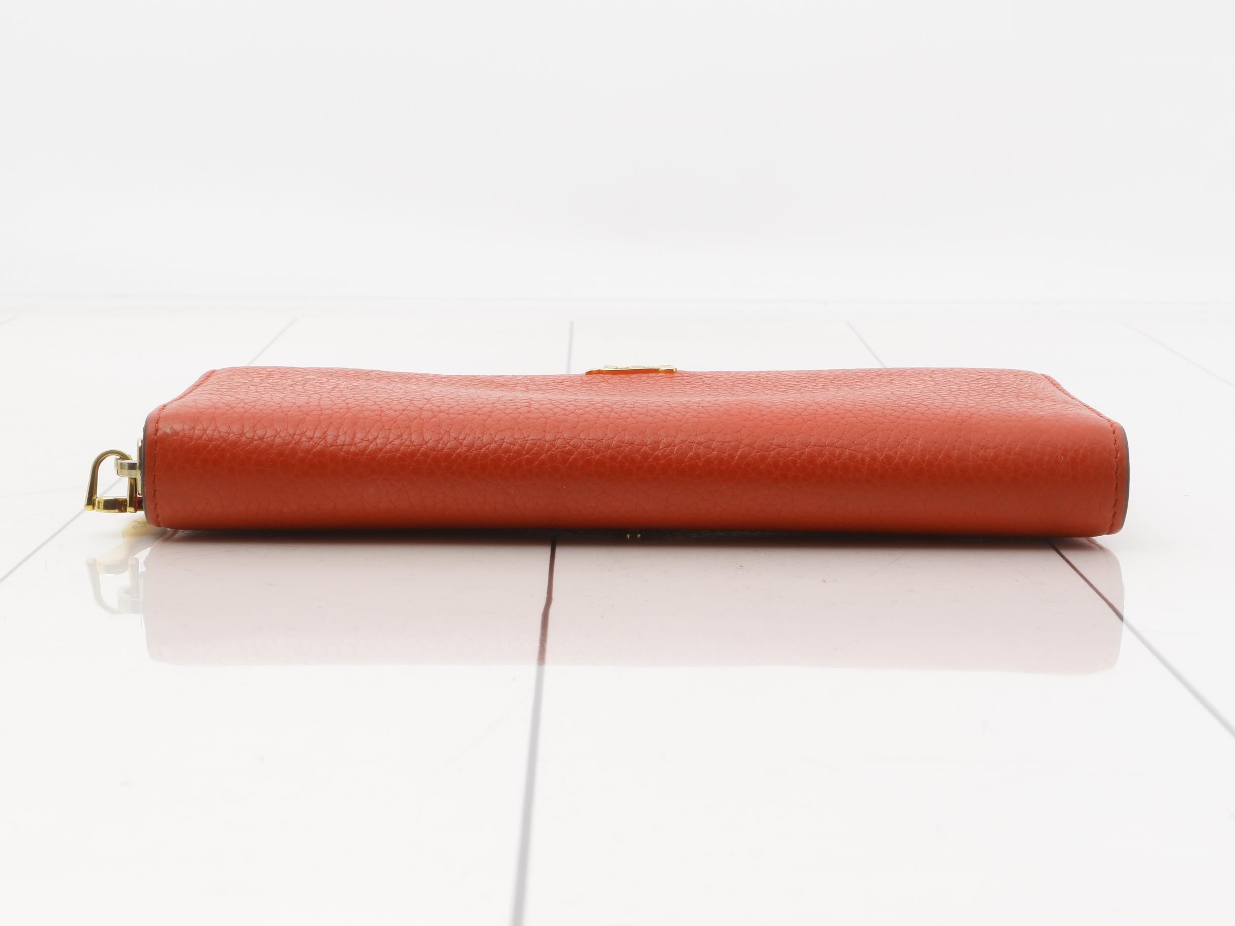Other lines: Bags and Wallets — view 3