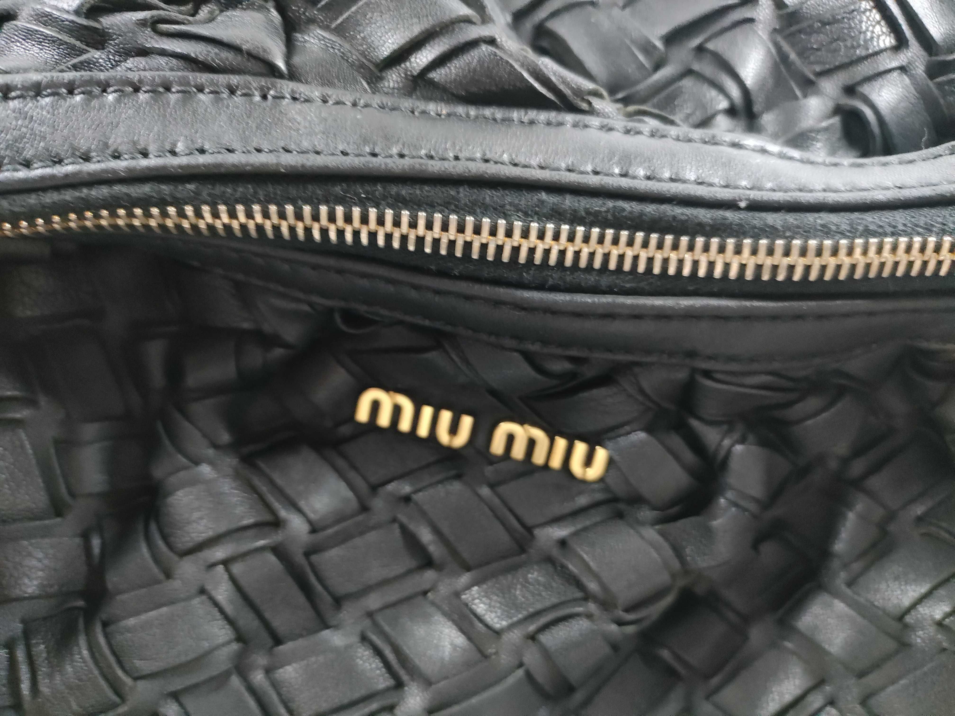 Intrecciato Leather 2-Way Shoulder Bag, Black, Serial Number — view 9