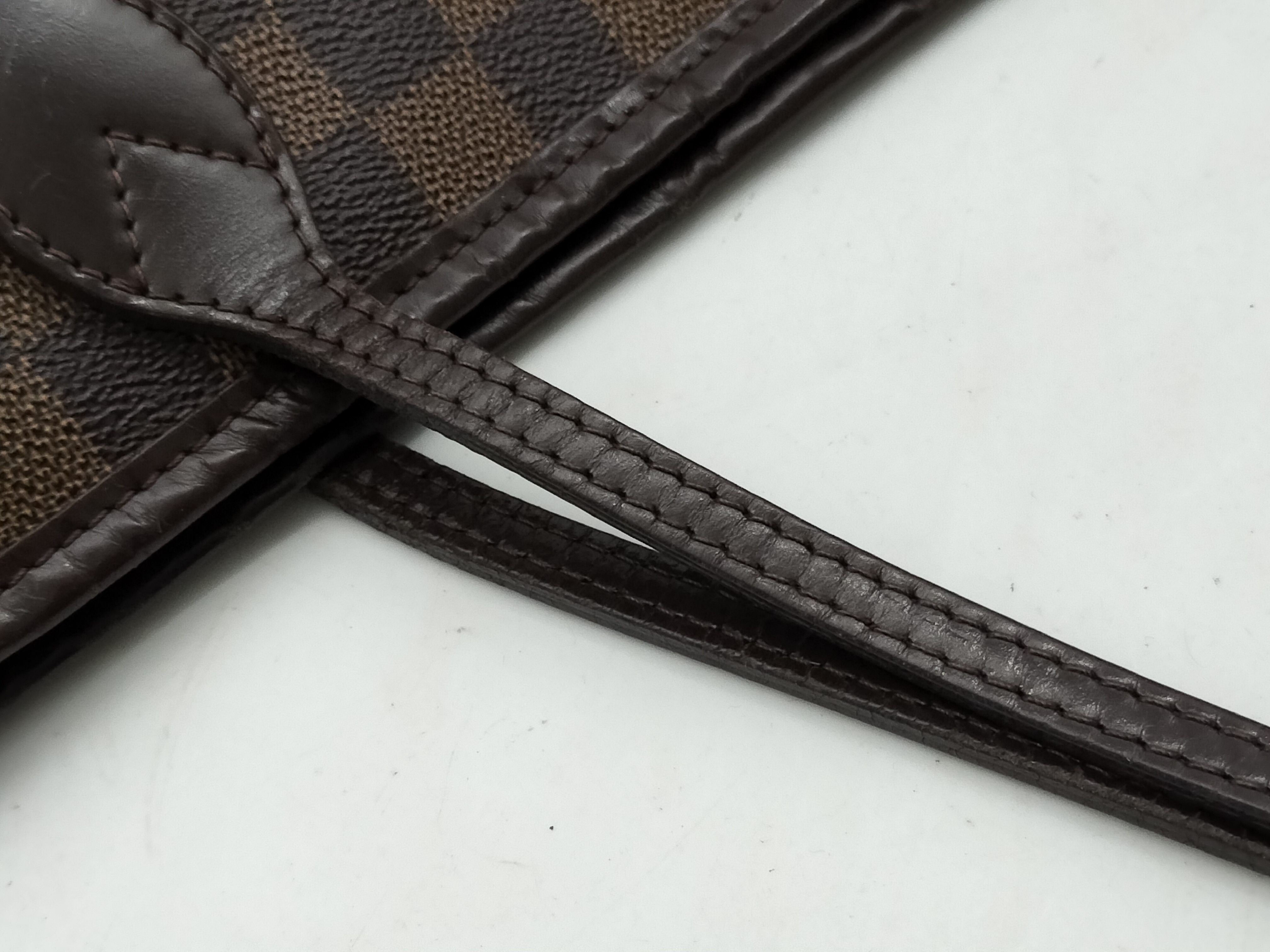 Damier Neverfull MM N51105 Tote Bag — view 11