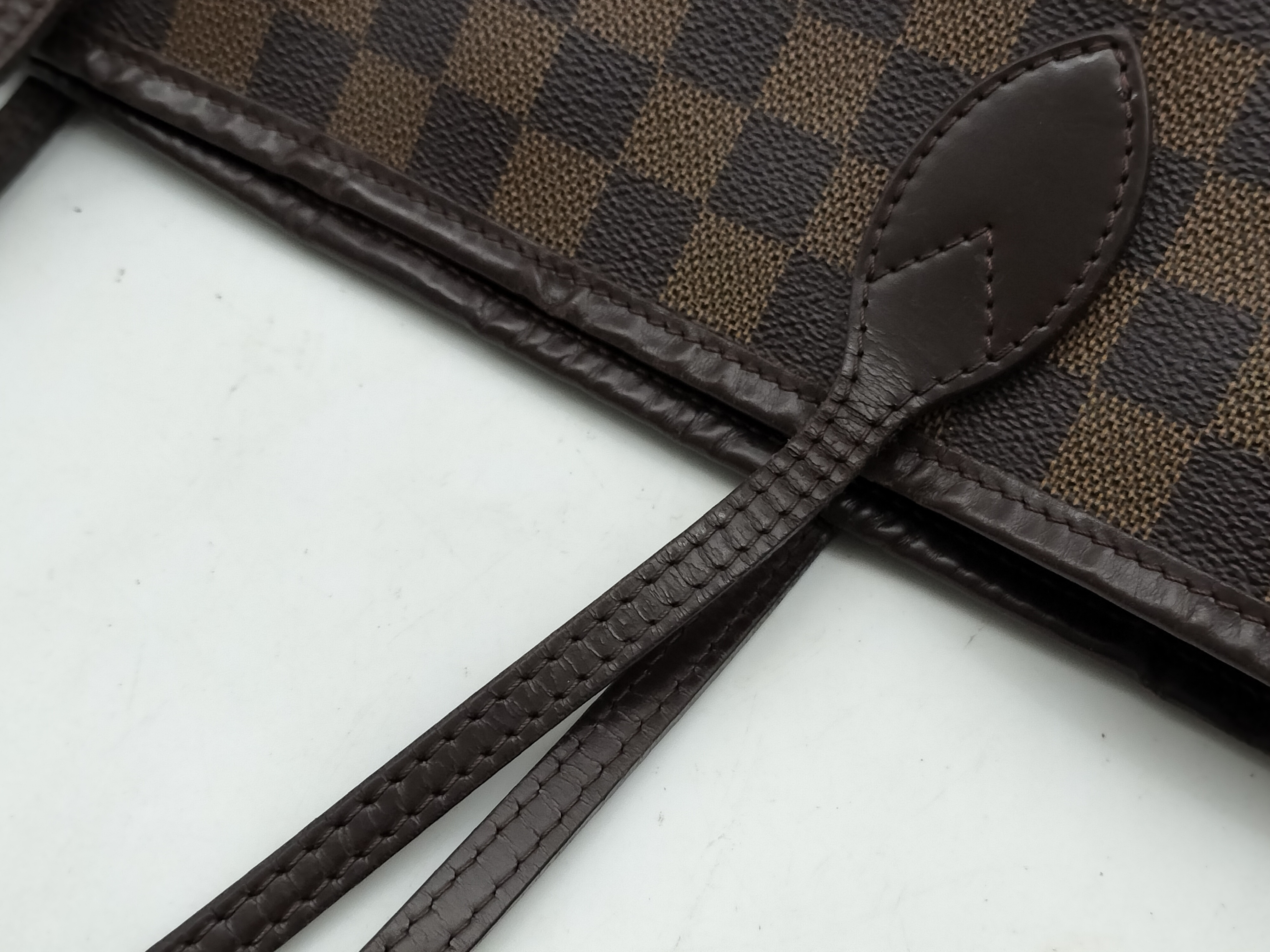 Damier Neverfull MM N51105 Tote Bag — view 7