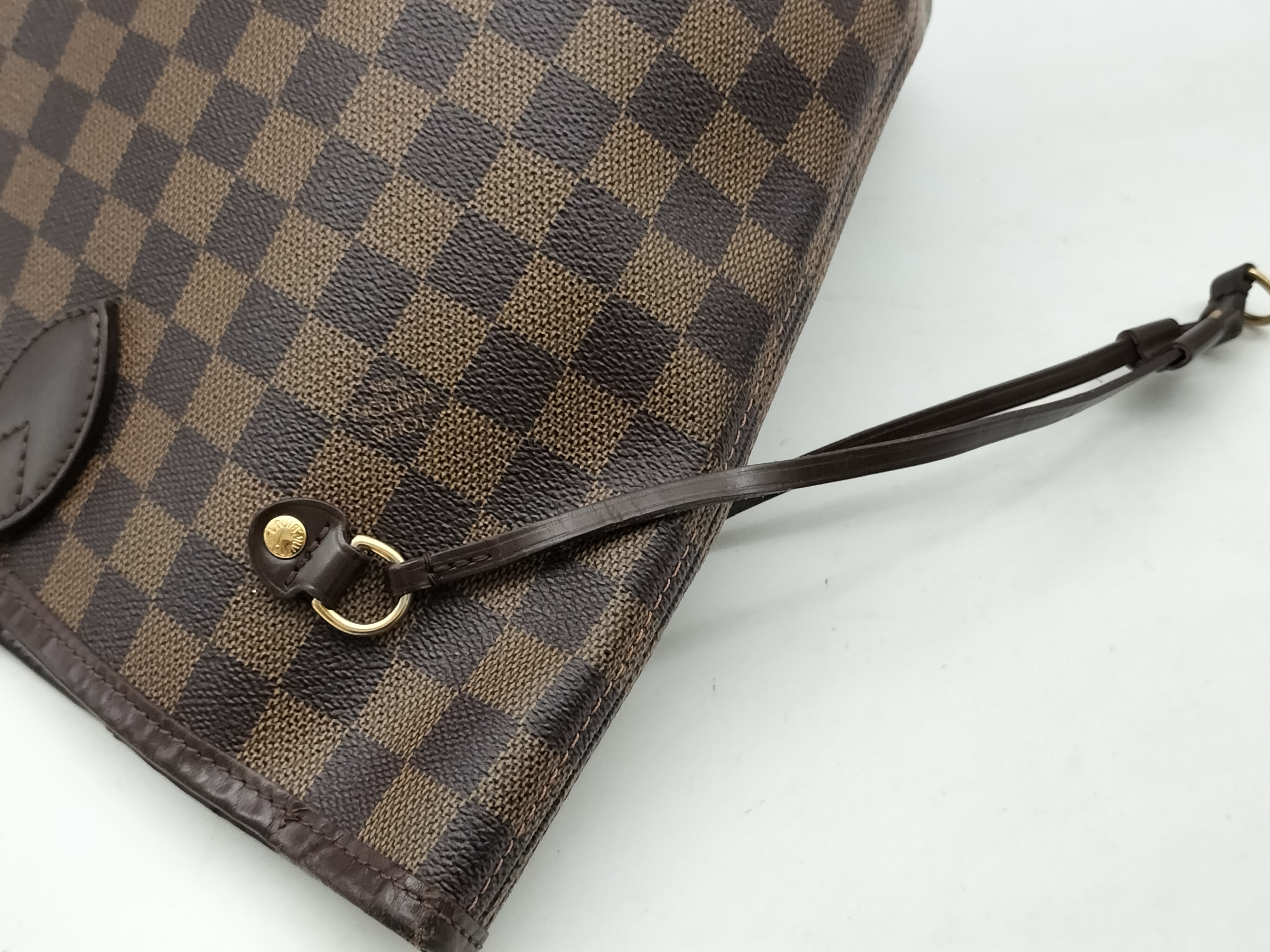 Damier Neverfull MM N51105 Tote Bag — view 8