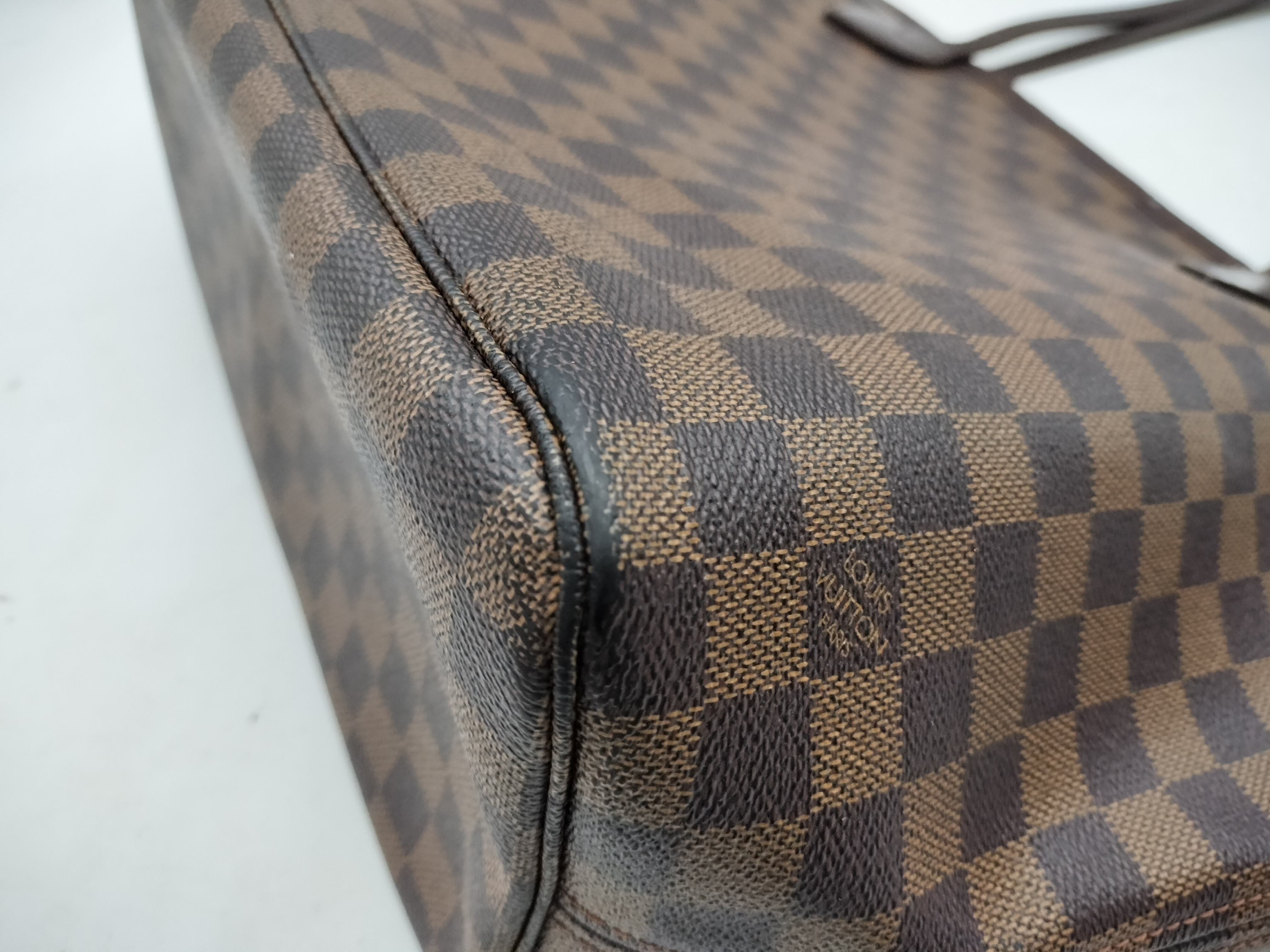 Damier Neverfull MM N51105 Tote Bag — view 10