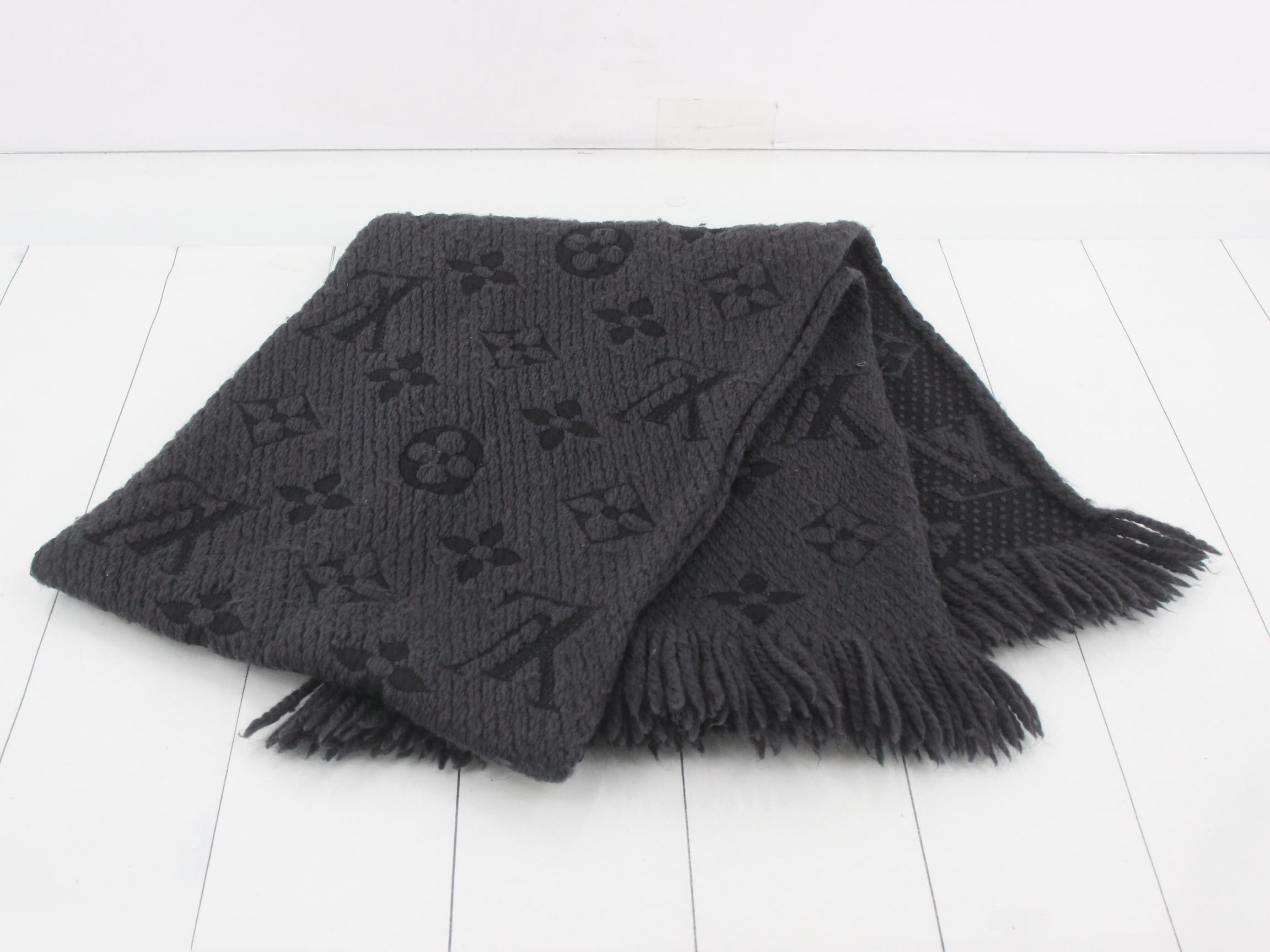 Monogram Echarpe Logo Mania Scarf, Wool/Silk, 413287, with tag. — view 3