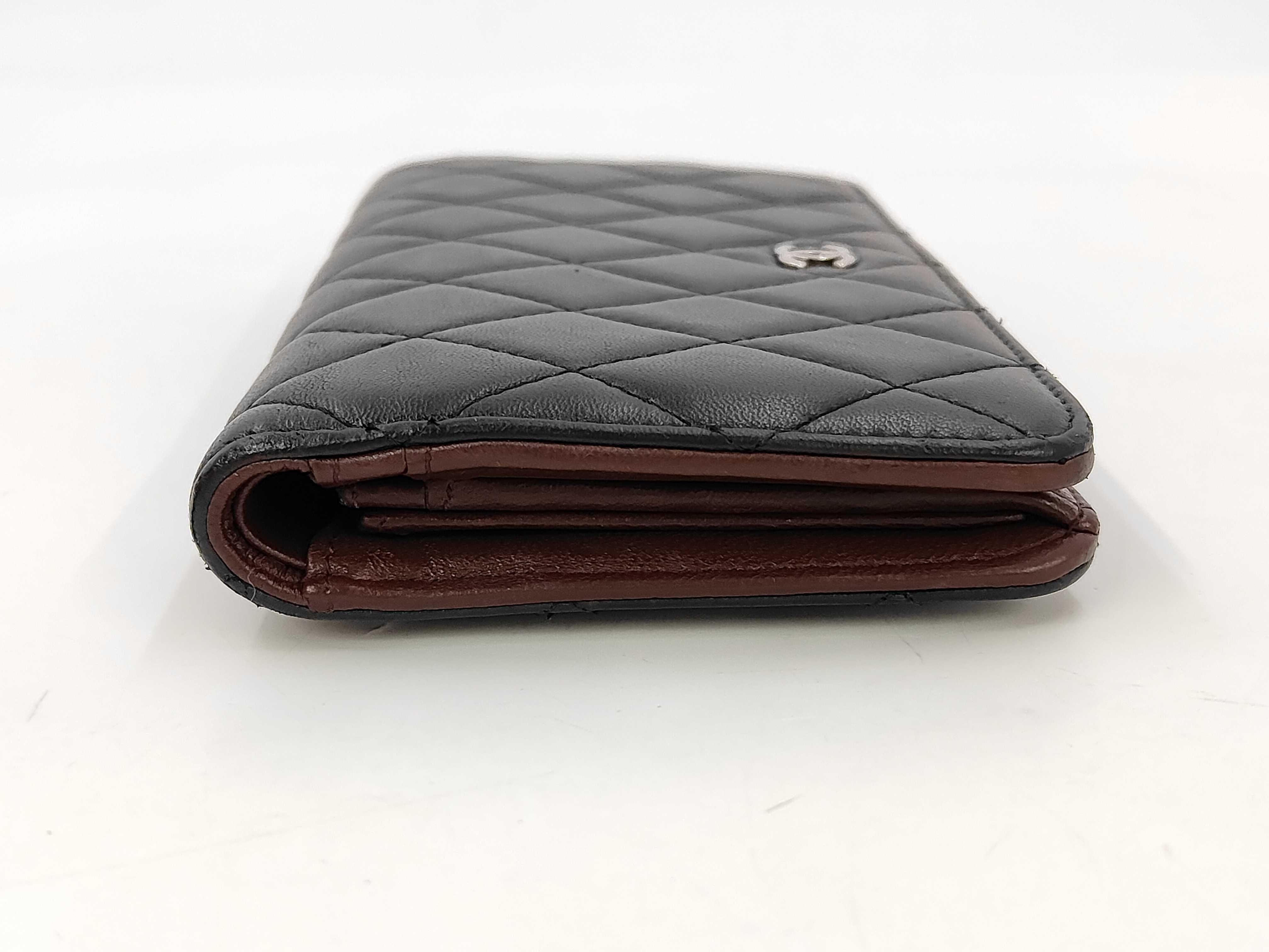 Matelassé Leather Bi-fold Long Wallet (Serial Number) — view 4