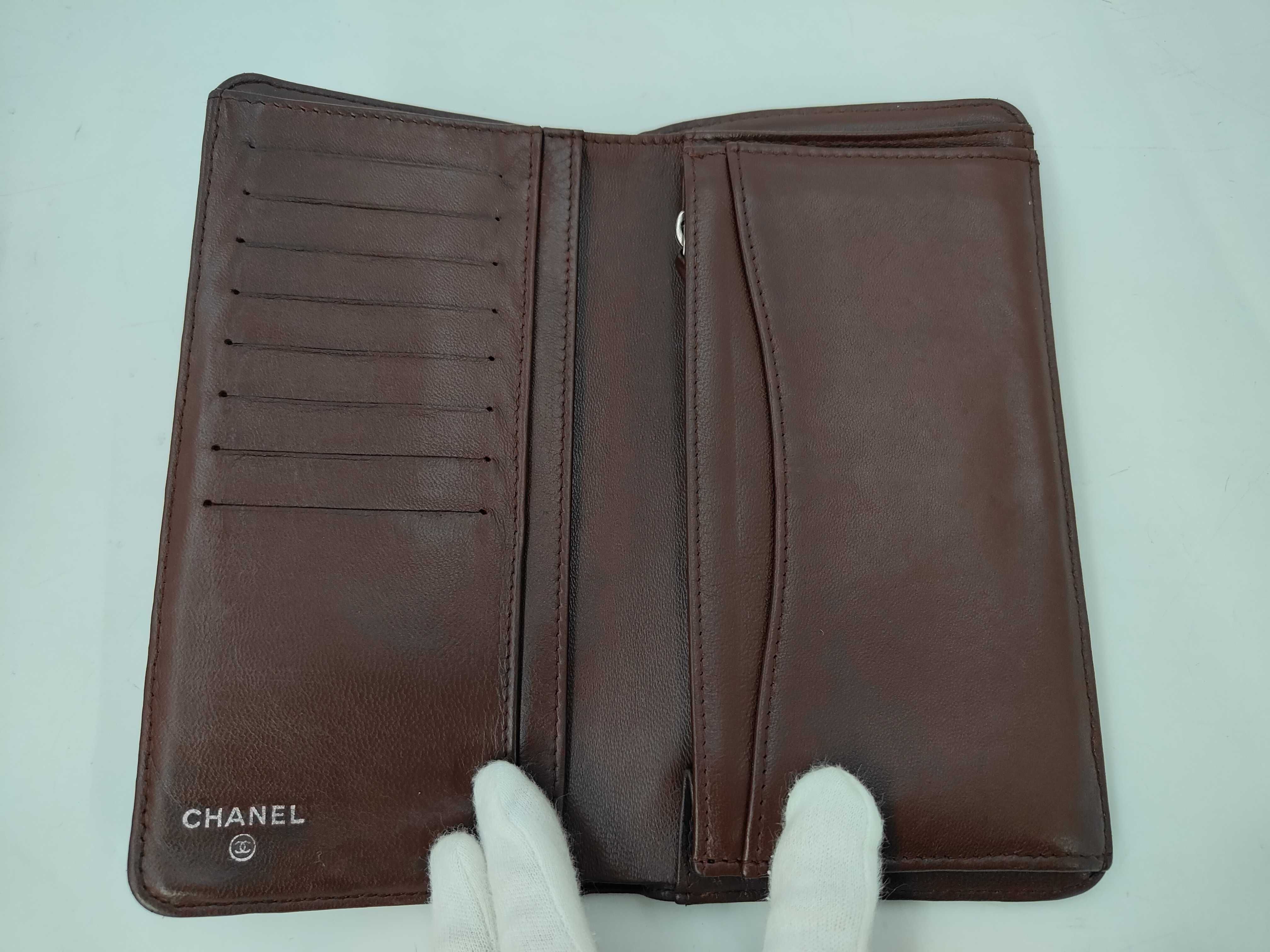 Matelassé Leather Bi-fold Long Wallet (Serial Number) — view 7