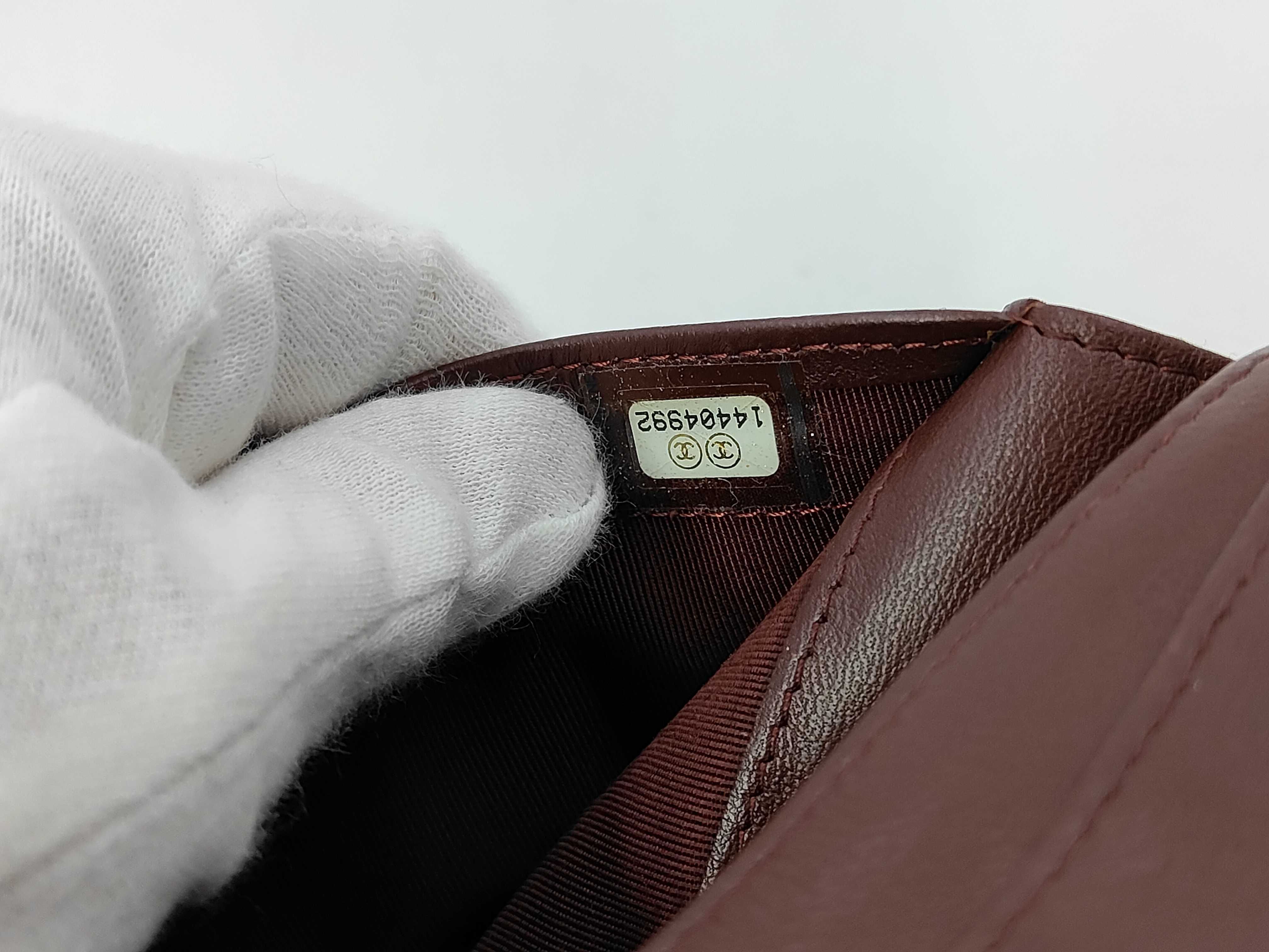 Matelassé Leather Bi-fold Long Wallet (Serial Number) — view 10