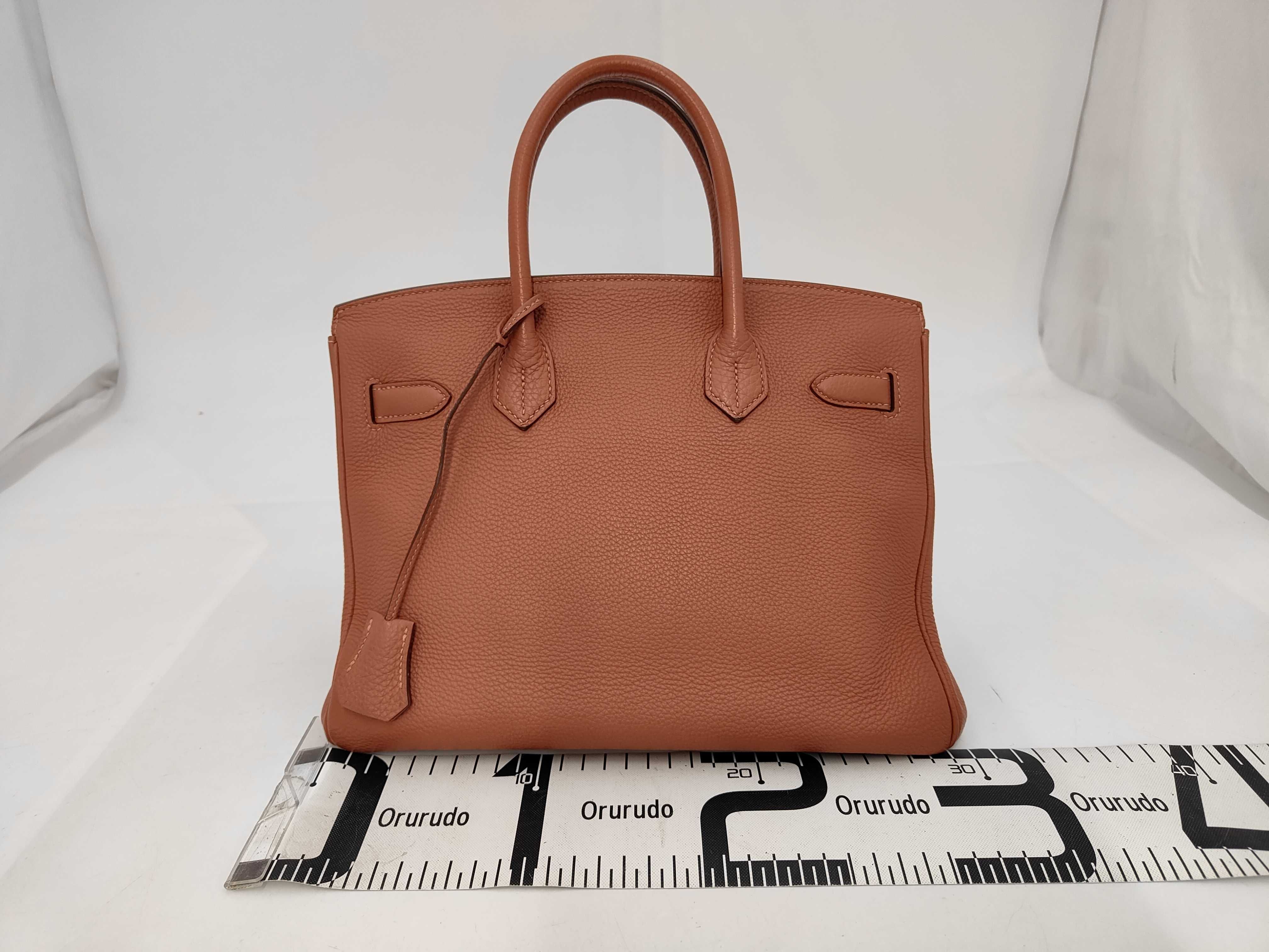 Birkin 30 Togo Bois de Rose Gold Hardware R Stamp Handbag — view 2