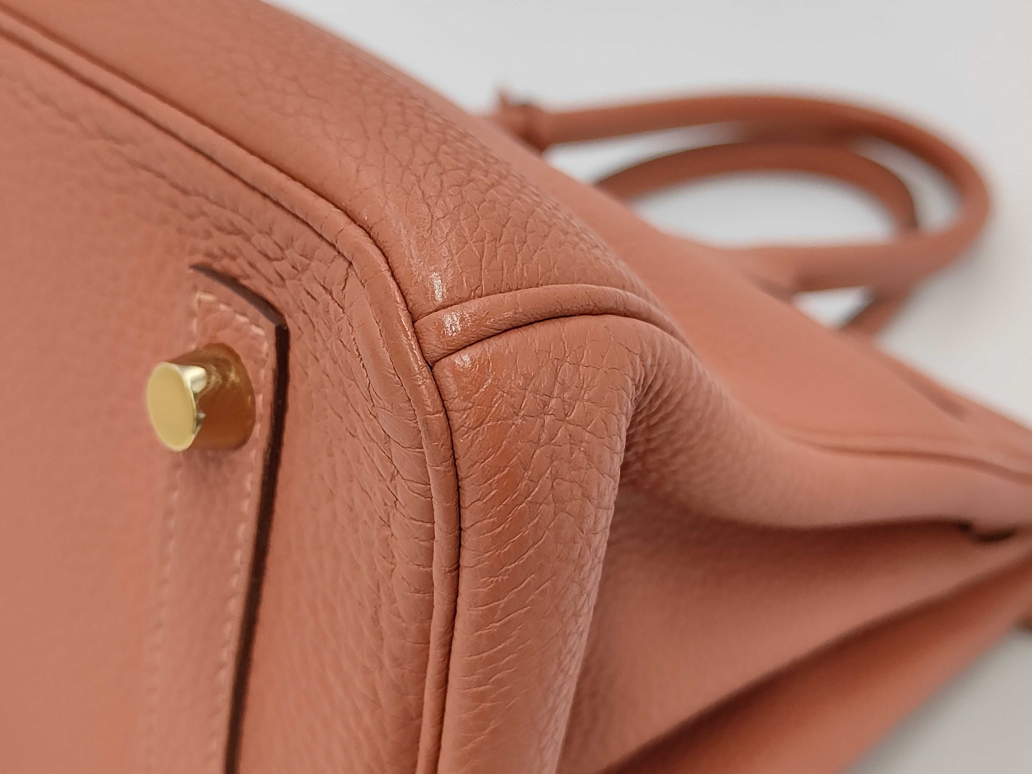 Birkin 30 Togo Bois de Rose Gold Hardware R Stamp Handbag — view 3